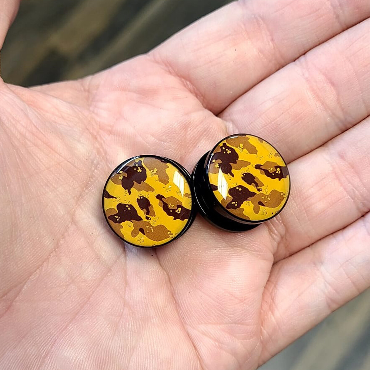 Pair of Brown Camouflage Acrylic Screw Fit Ear Plugs