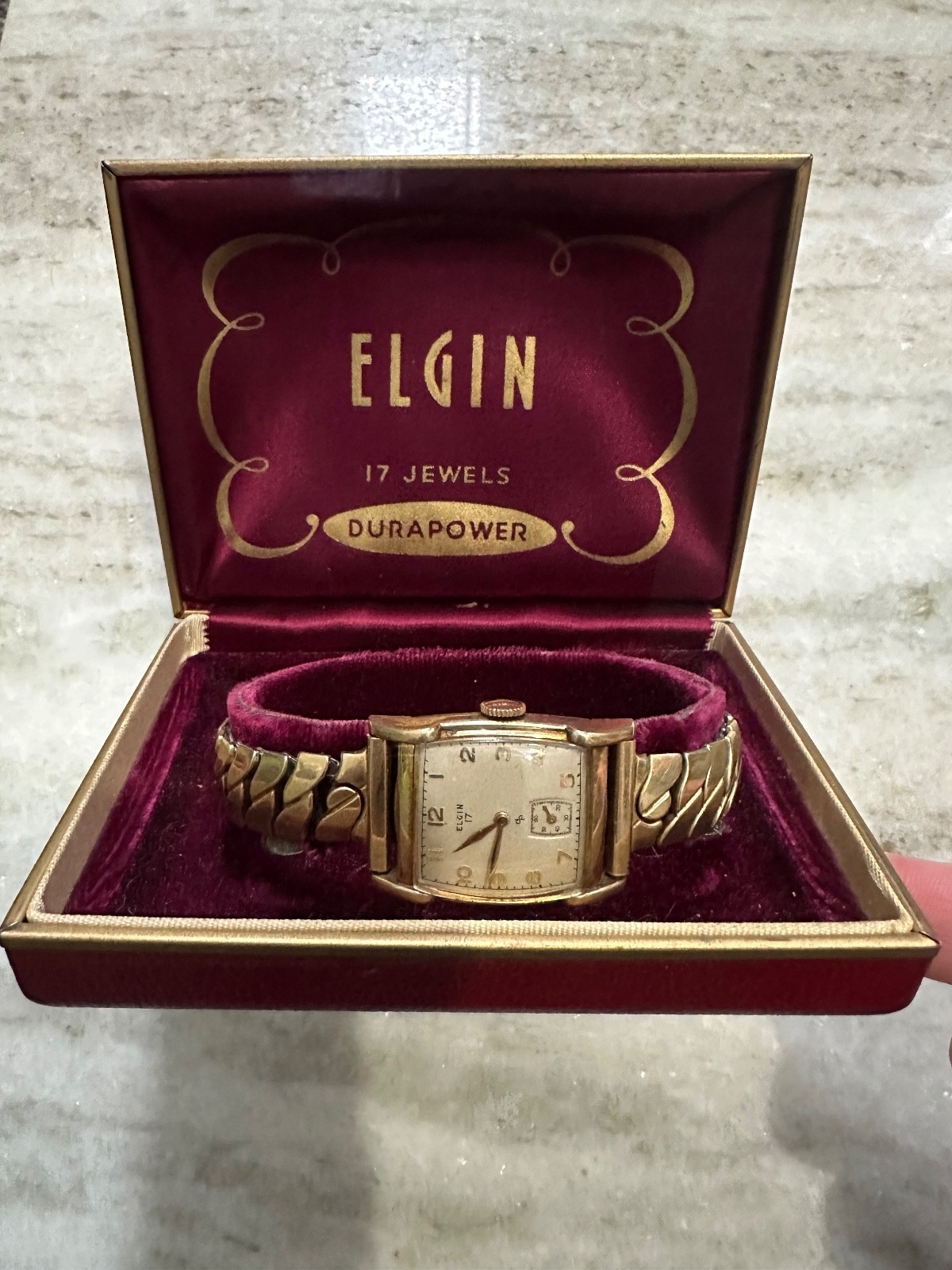 Vintage Elgin 17 jewels dura power gold tone wrist watch with original case