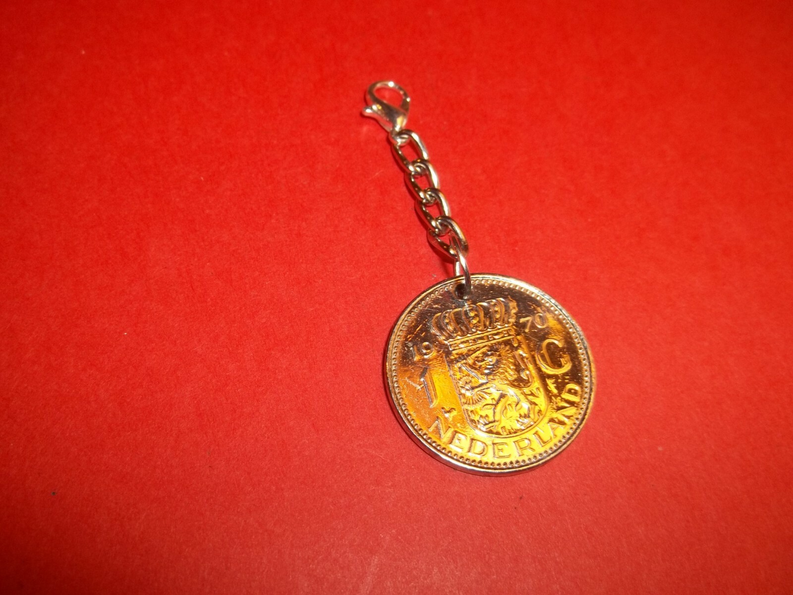 ONE GUILDER COIN – NETHERLANDS – PENDANT / CHARM – 1967 to 1980