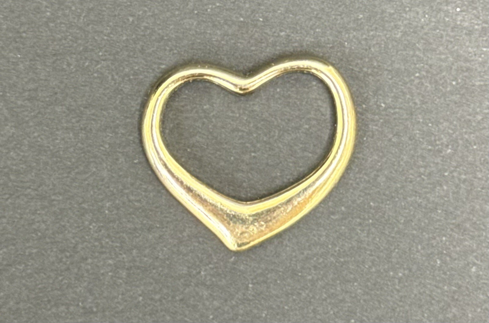 Lot of 4 Gold tone & Enameled Heart Pendants Approx. 0.75″ diameter