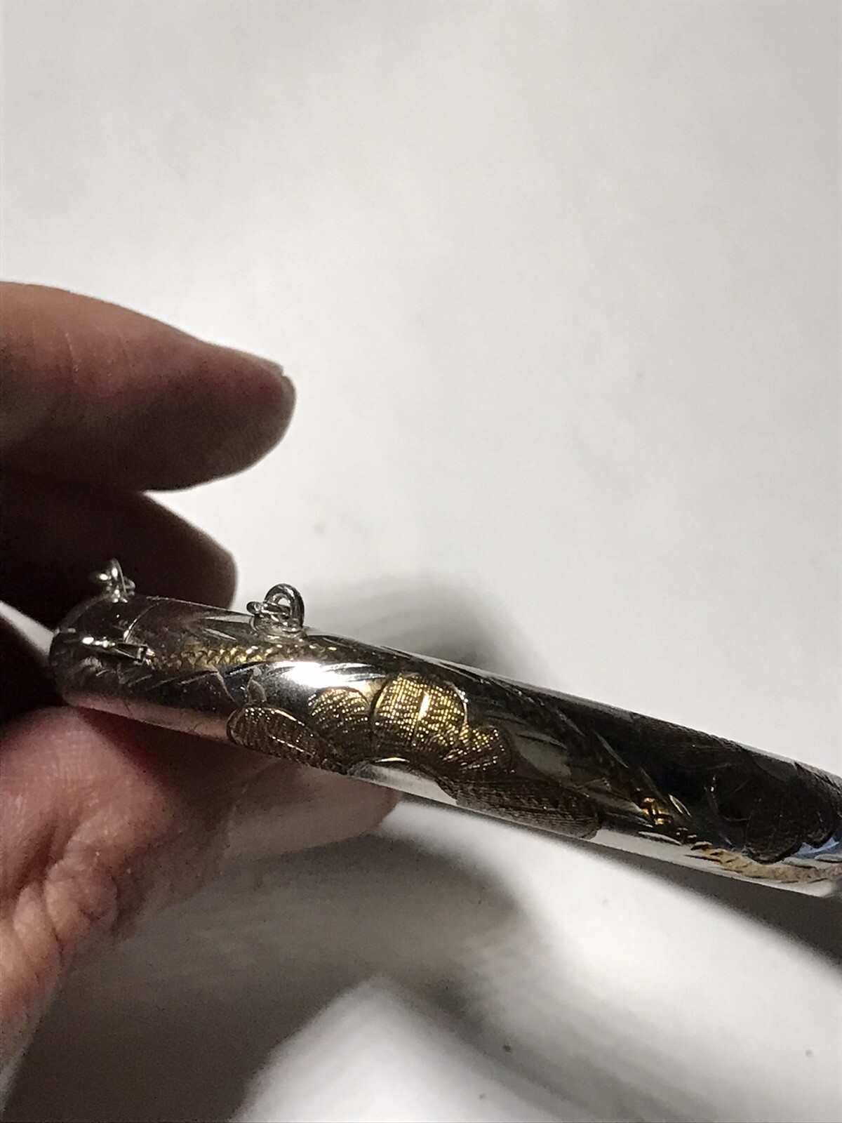 Kids victorian Sterling silver bangle Jewelry With Safety Chain 2.5”