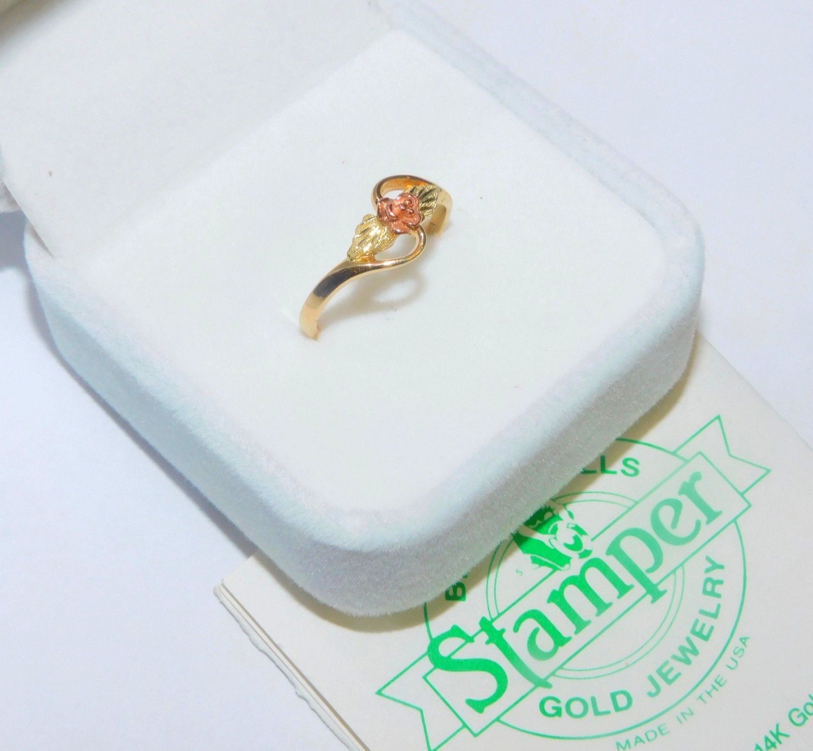 Black Hills Gold 10k Stamper Rose Leaf Ring Size 6