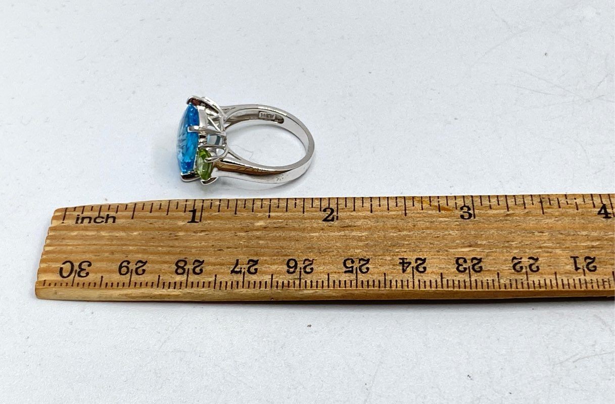 14K White Gold Blue Topaz and Peridot Three Stone Ring Size 6.5 5.6g