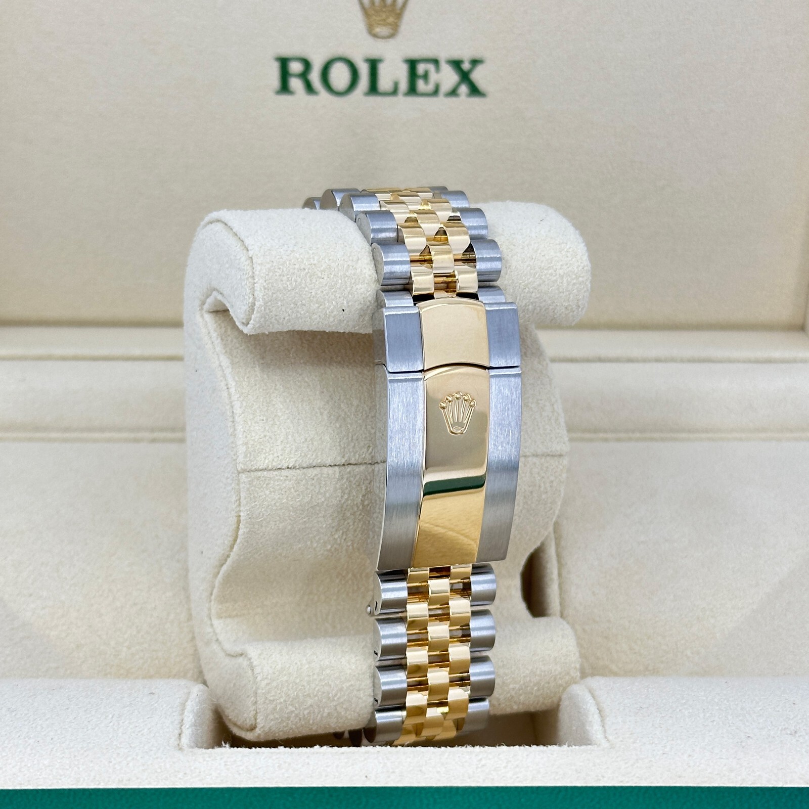 Rolex Sky-Dweller, Oystersteel, 18k Yellow Gold, Ref# 336933-0006, Unworn 2023