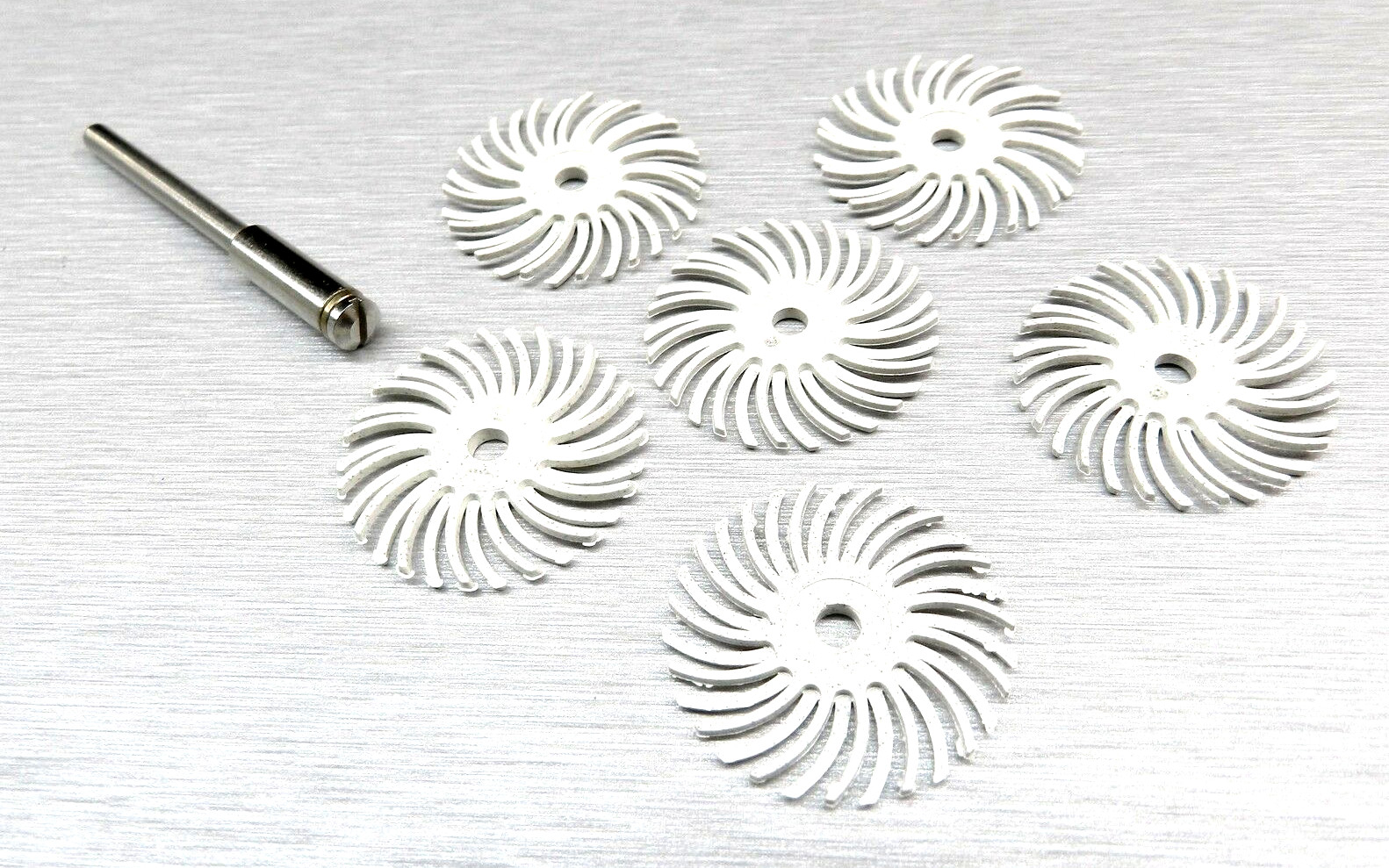 Radial Bristle Discs 3m 1″ White 120 Grit Bristle Brush Pack of 6 And 1-Mandrel