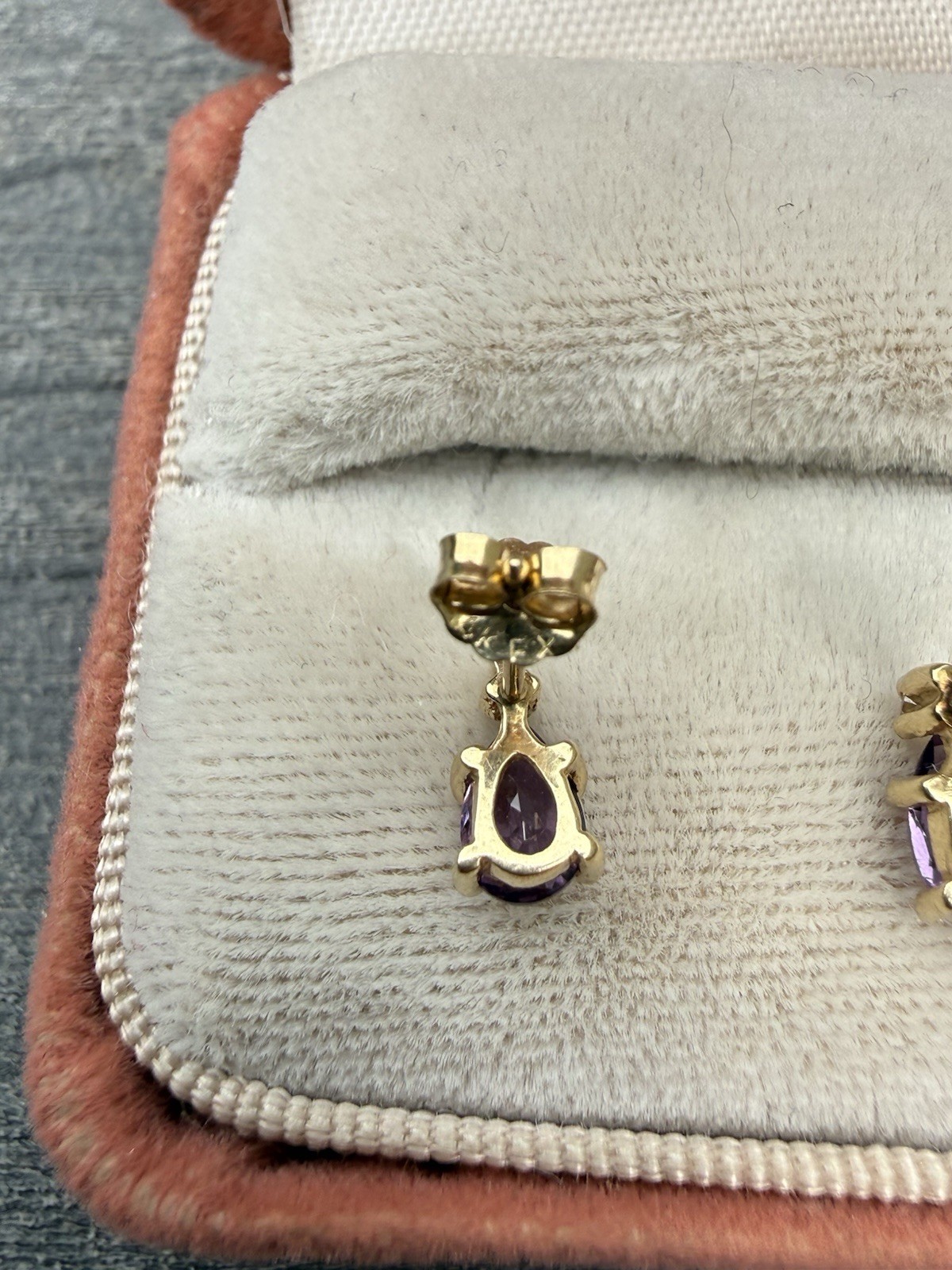 Vintage 14k Yellow Gold .50ctw Amethyst And Diamond Pear Teardrop Stud Earrings