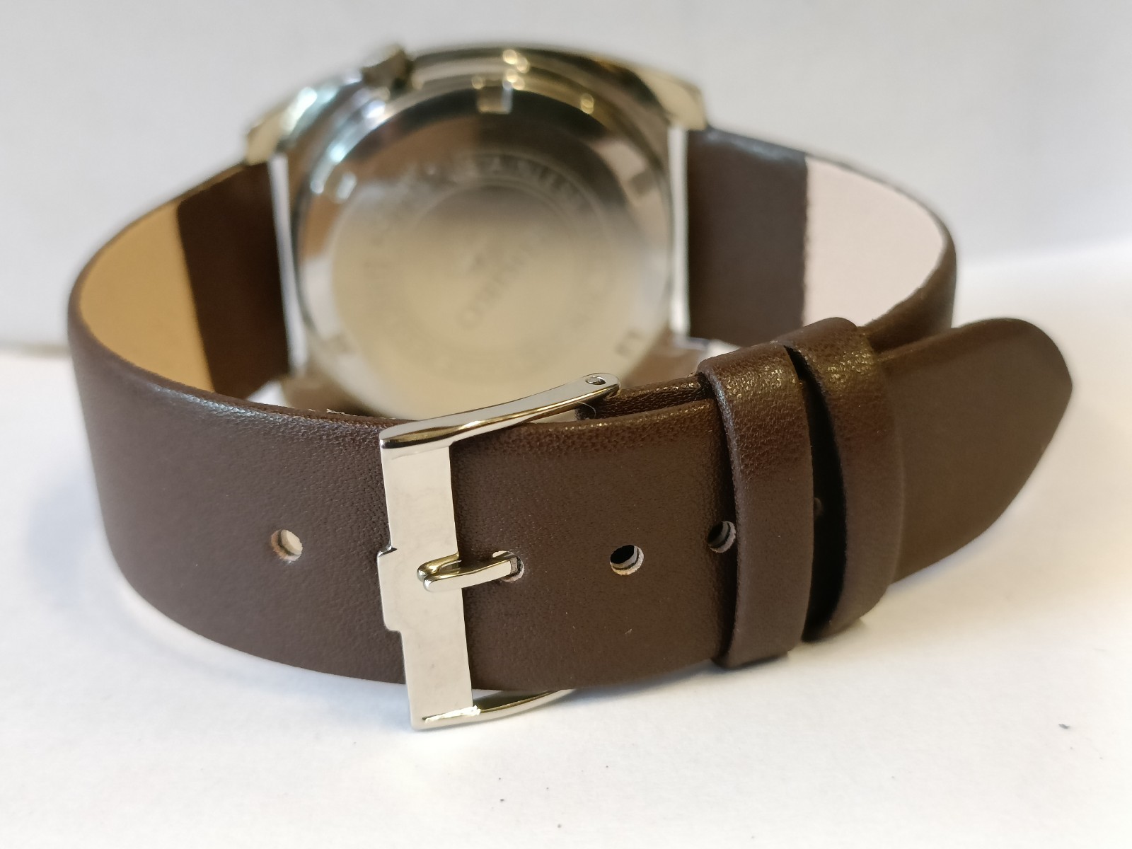 VINTAGE SEIKO 5 AUTOMATIC MAROON RED DIAL 7019-7110 JAPAN MEN WORKING CONDITION