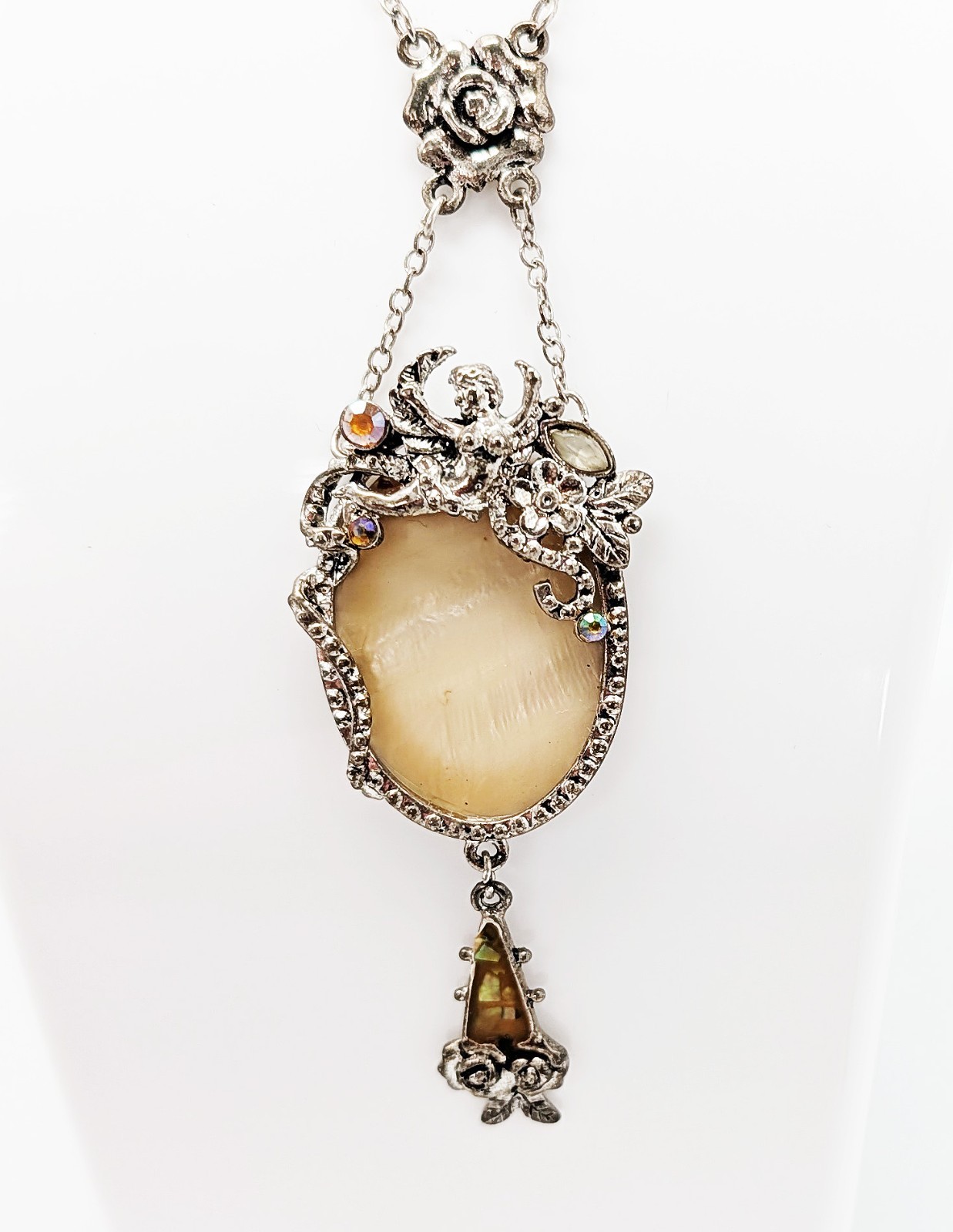 DESIGNER INSPIRED MOP ANGEL FLORAL ENAMEL CRYSTAL SILVER TONEDANGLE JEWLERY SET