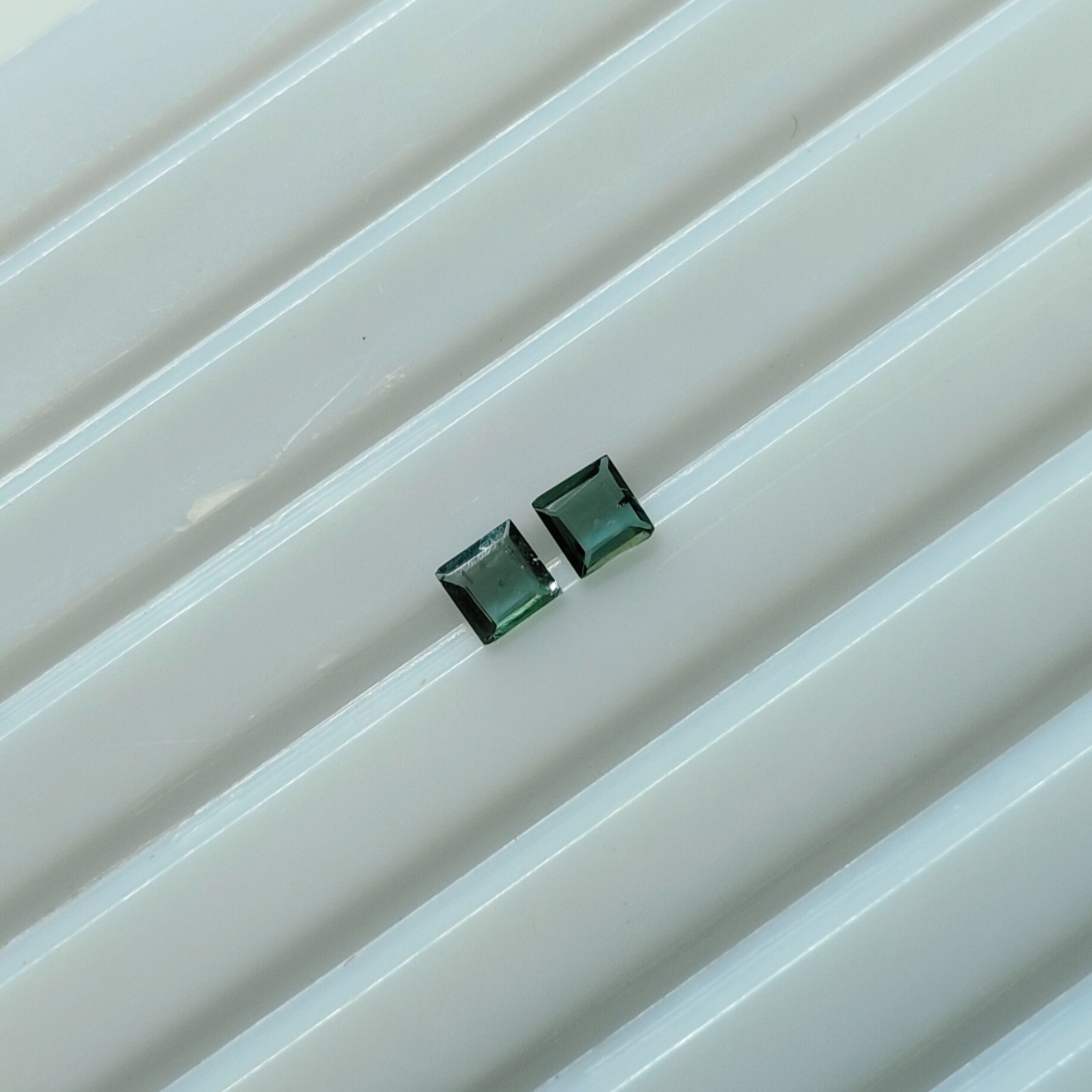 0.17 Ct Natural Alexandrite Loose Gemstone 2.5mm Square Green Color Change Cut