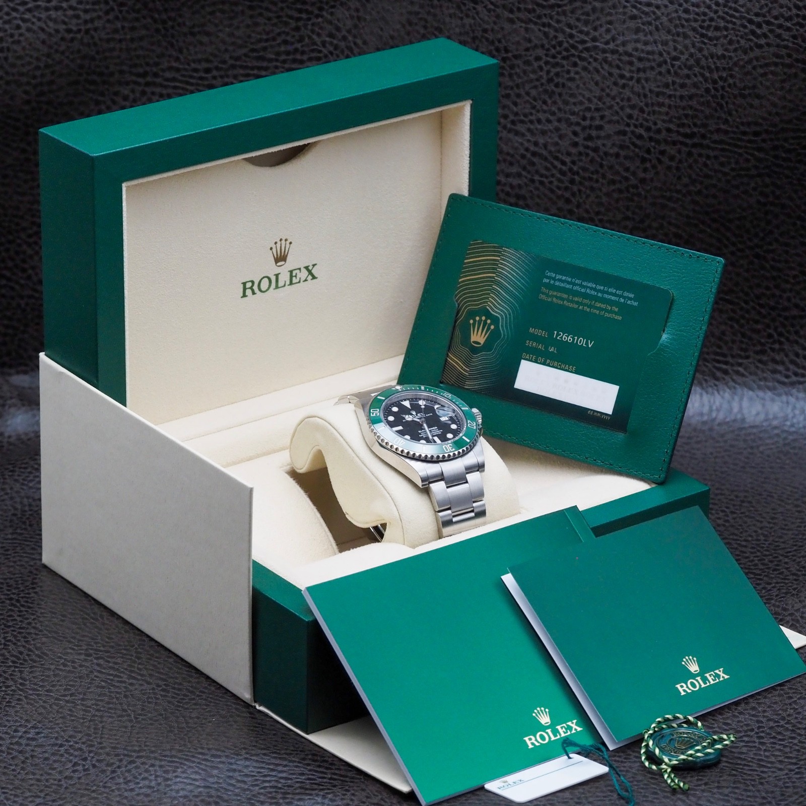 Rolex Submariner Date “StarBucks” 126610LV Box And Papers