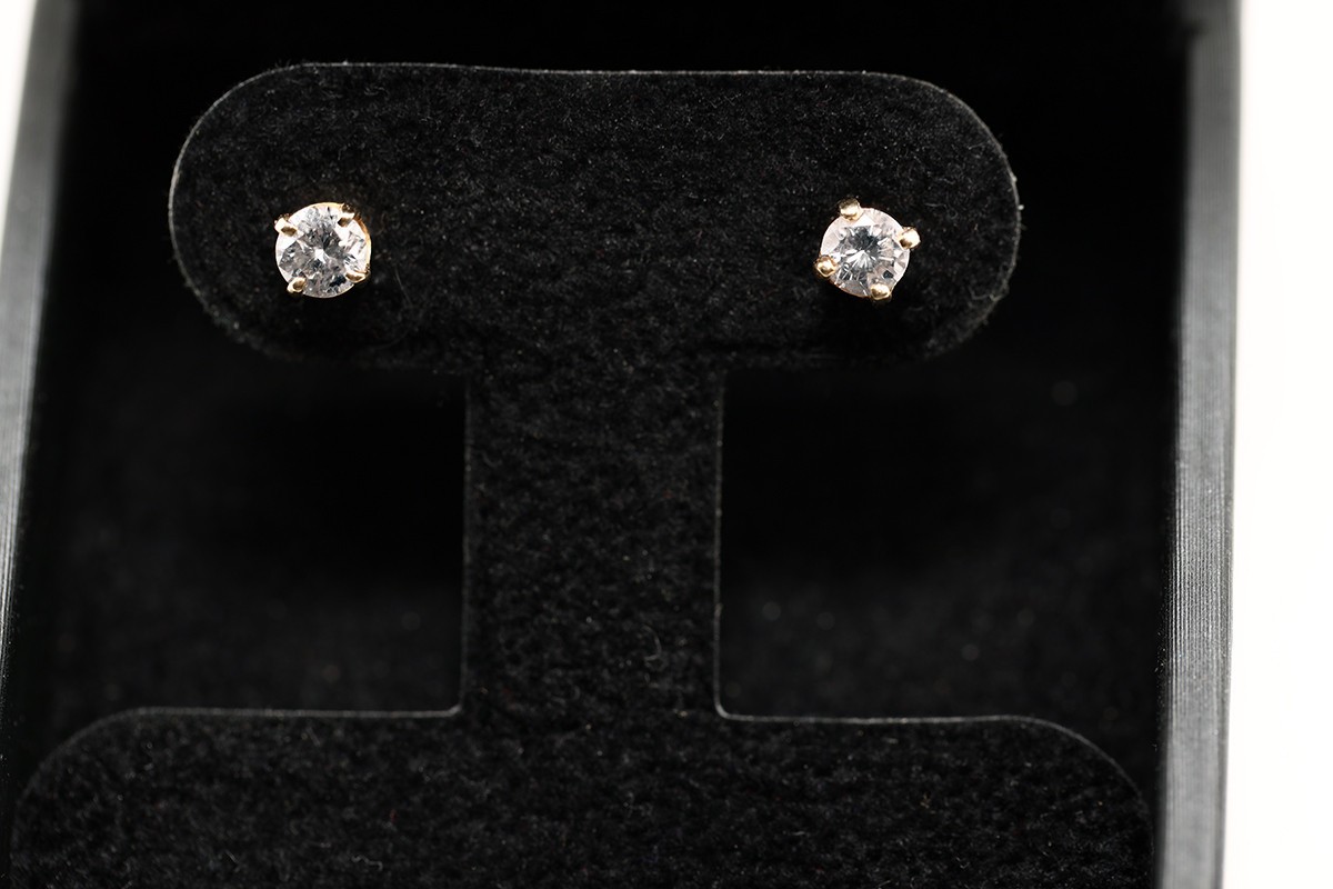 Diamond Stud Prong Set Earrings 0.70ct CTW in Solid 14k Gold Settings