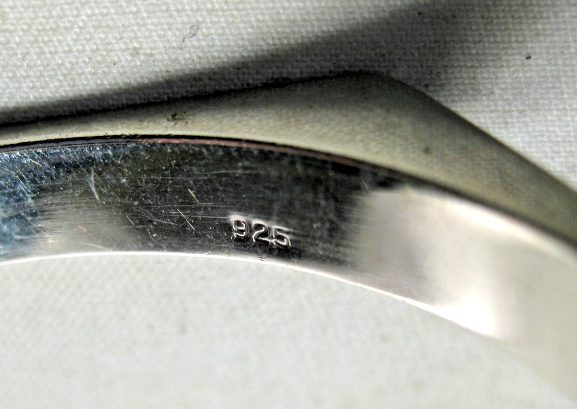 Sterling Silver 925 Bracelet Hollow Hexagon 15.8 Grams 2 5/8″ x 2 3/8″