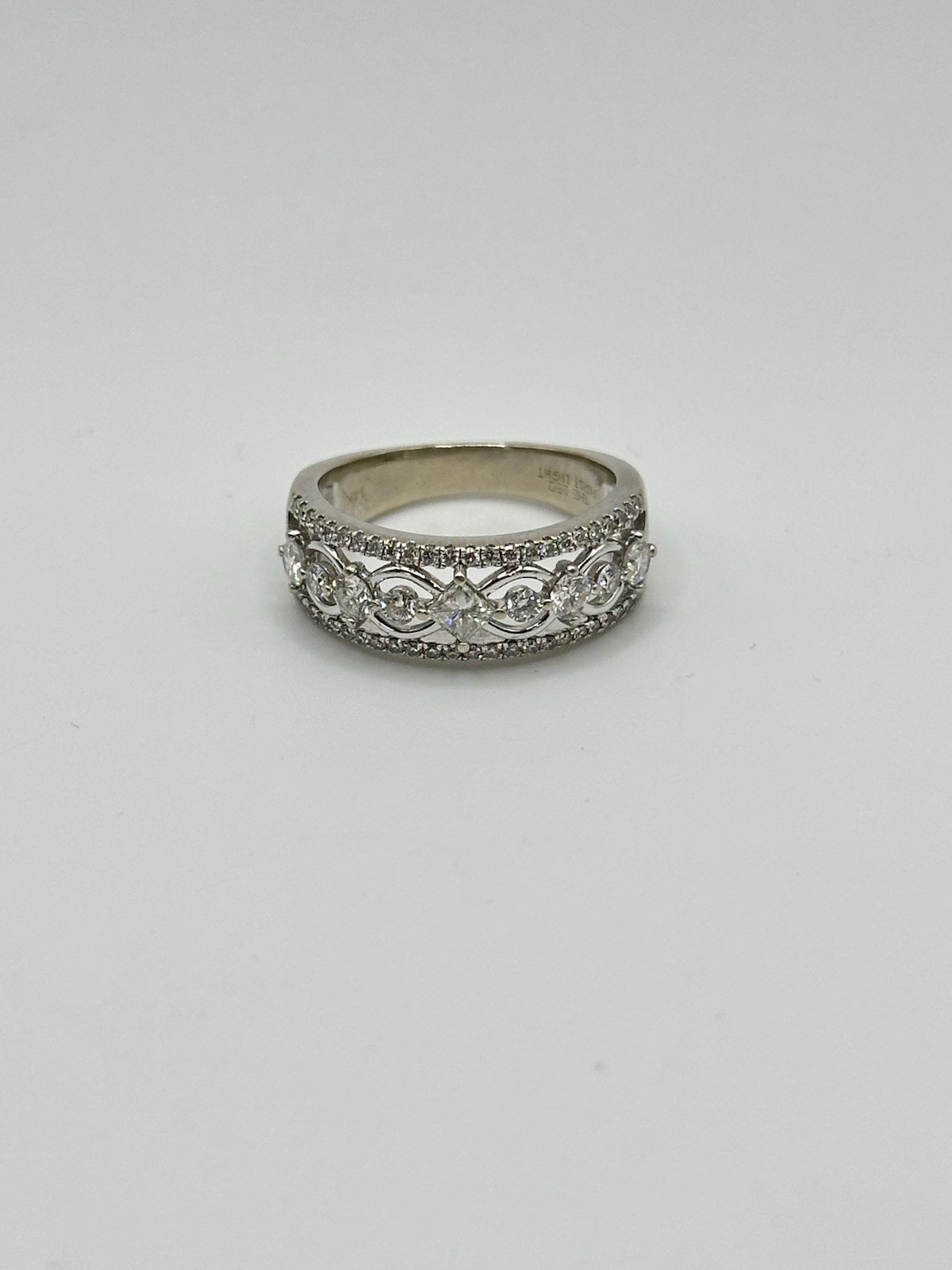 Kay’s The LEO First Light Natural Diamond Anniversary Band Ring 14k White Gold
