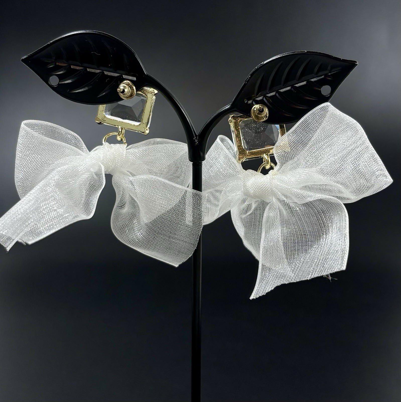 New UYN UYN Design/Korea 925 Post GoldTone Earrings Glass Stone Sheer Ribbon Bow