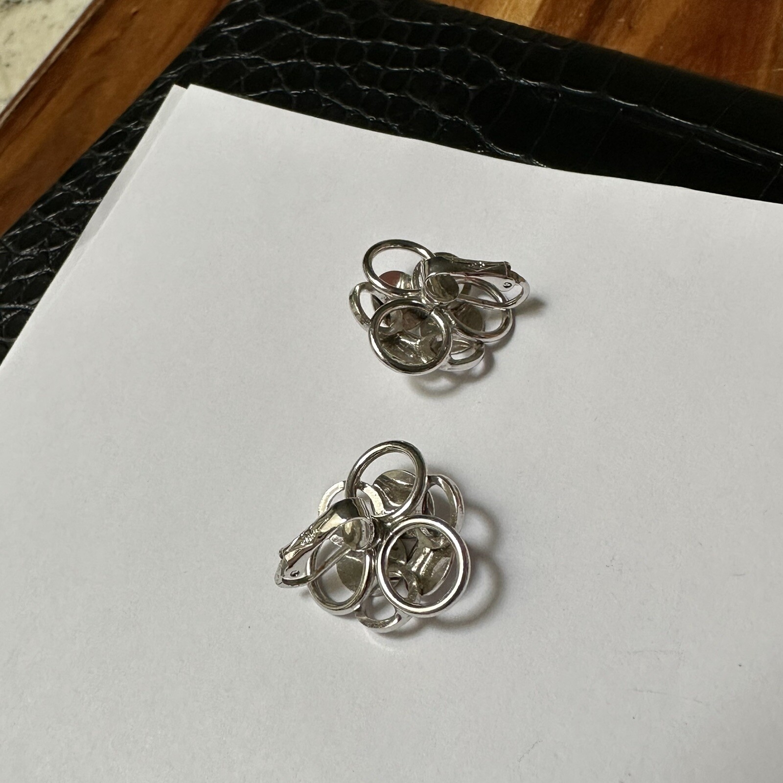 Signed SAC – Silver Tone Clip-on Clip On Earrings