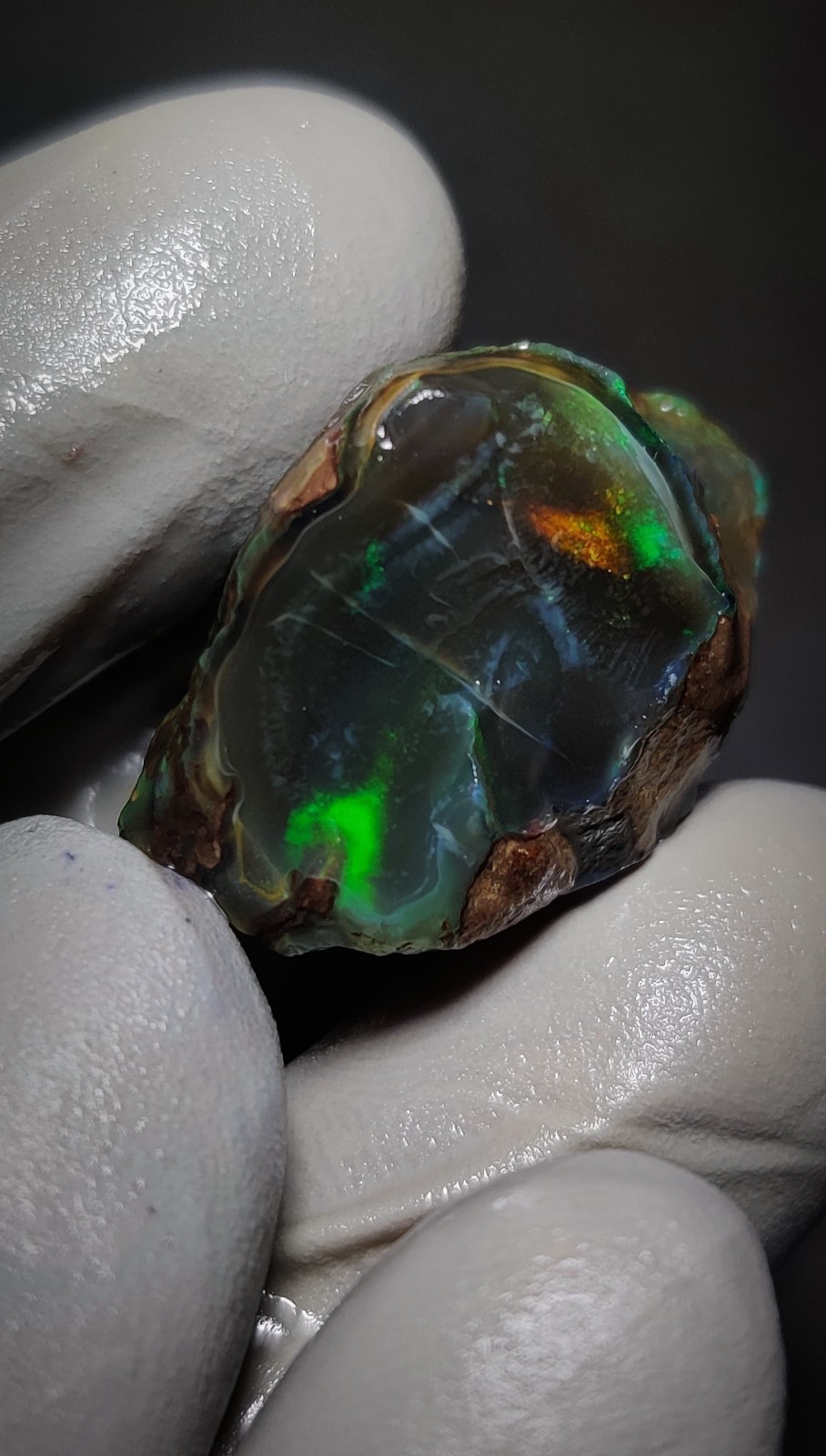 40 ct natural black ethiopian opal rough welo fire strong play of Color gemstone