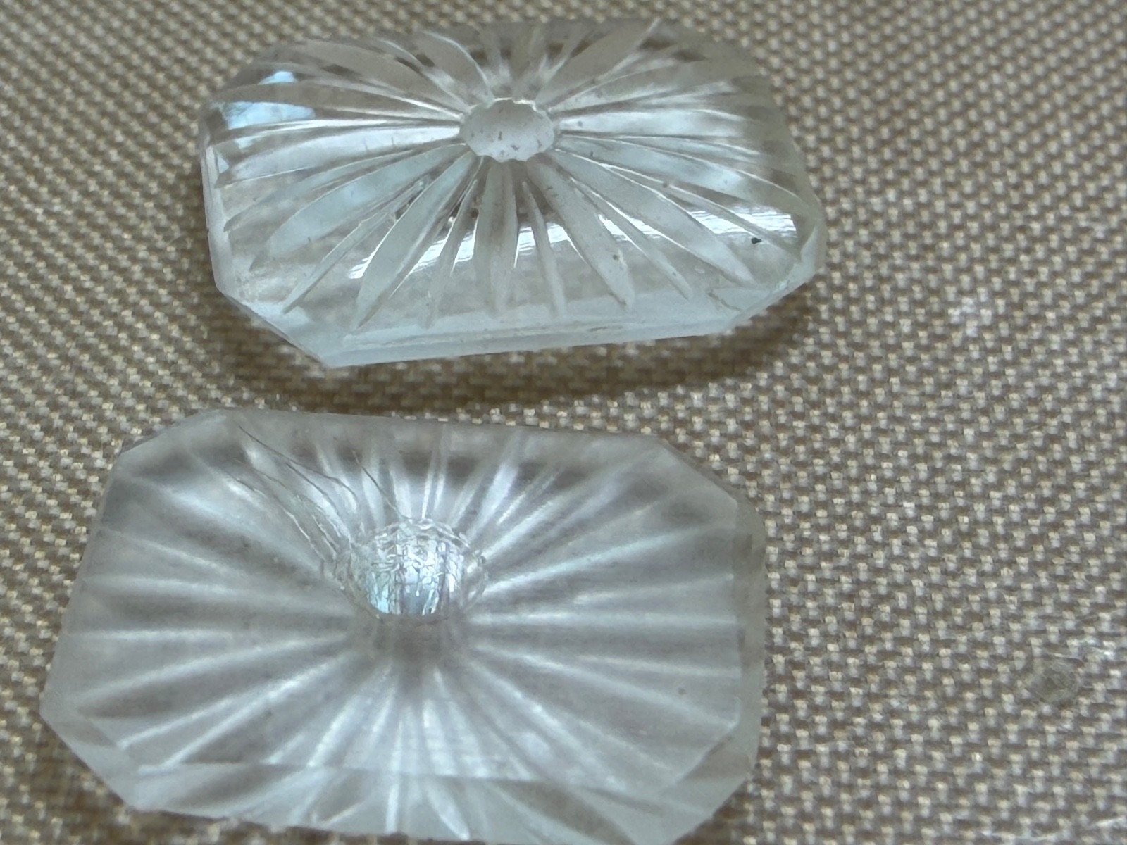 20 Vintage Art Deco 16.3 x 12.2mm Domed Flat Back Frosted Glass Sunburst Stones