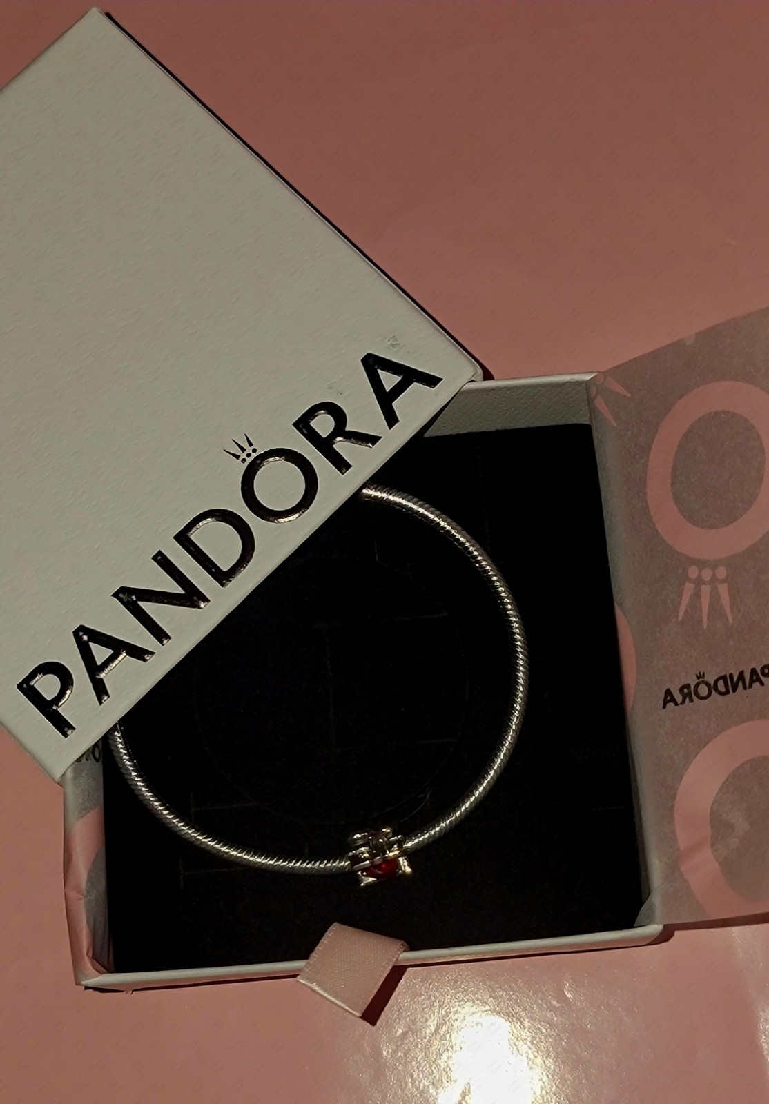 Authentic Pandora Moments 7.9″ (20cm) Bracelet & Sparkling Gift Box Charm w/Box