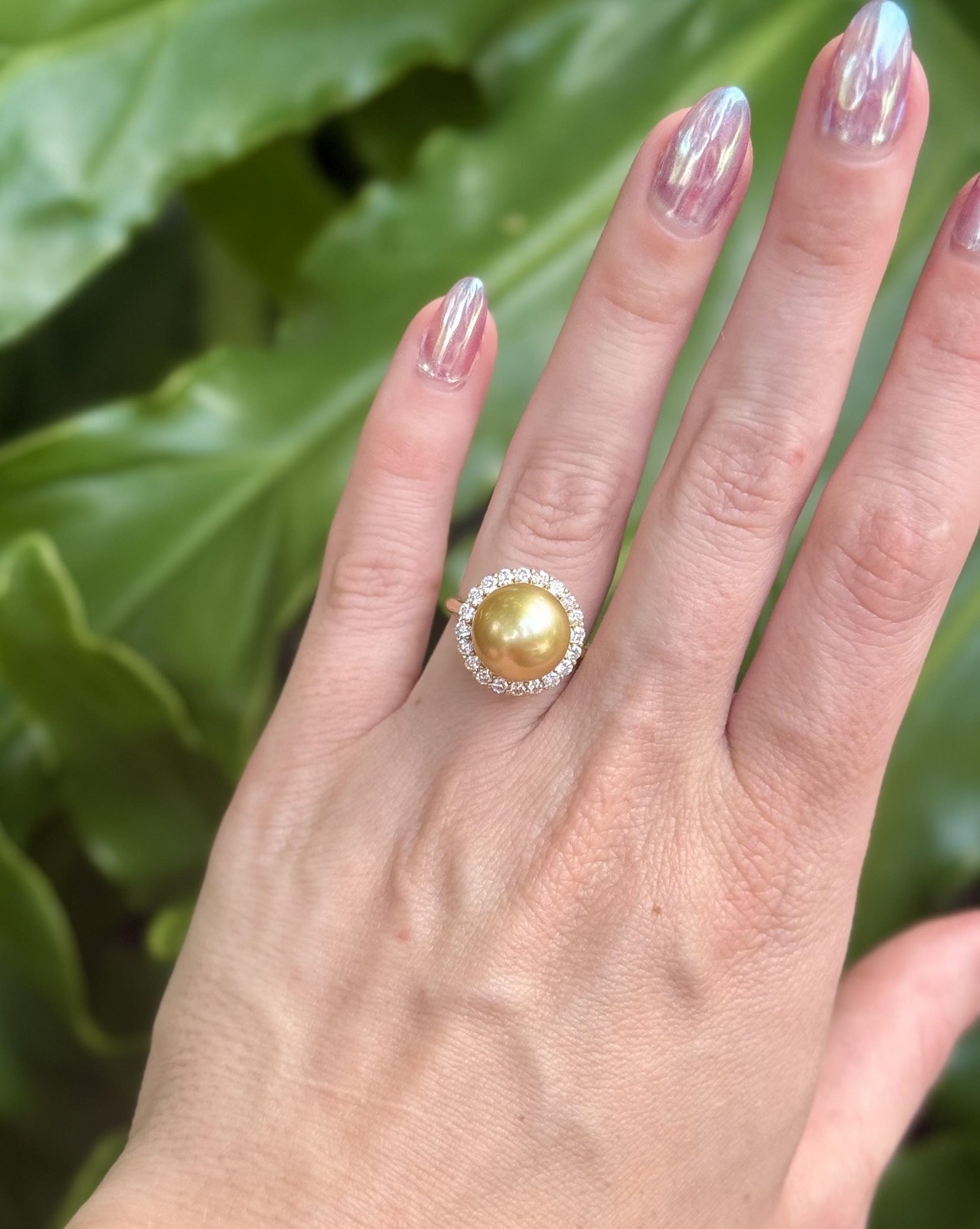 Vintage 18k Yellow Gold South Sea Golden Pearl Diamond Halo Ring