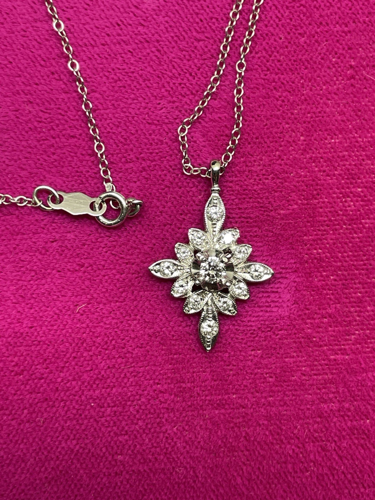14k White Gold Necklace W/diamond Pendant See Pictures Details