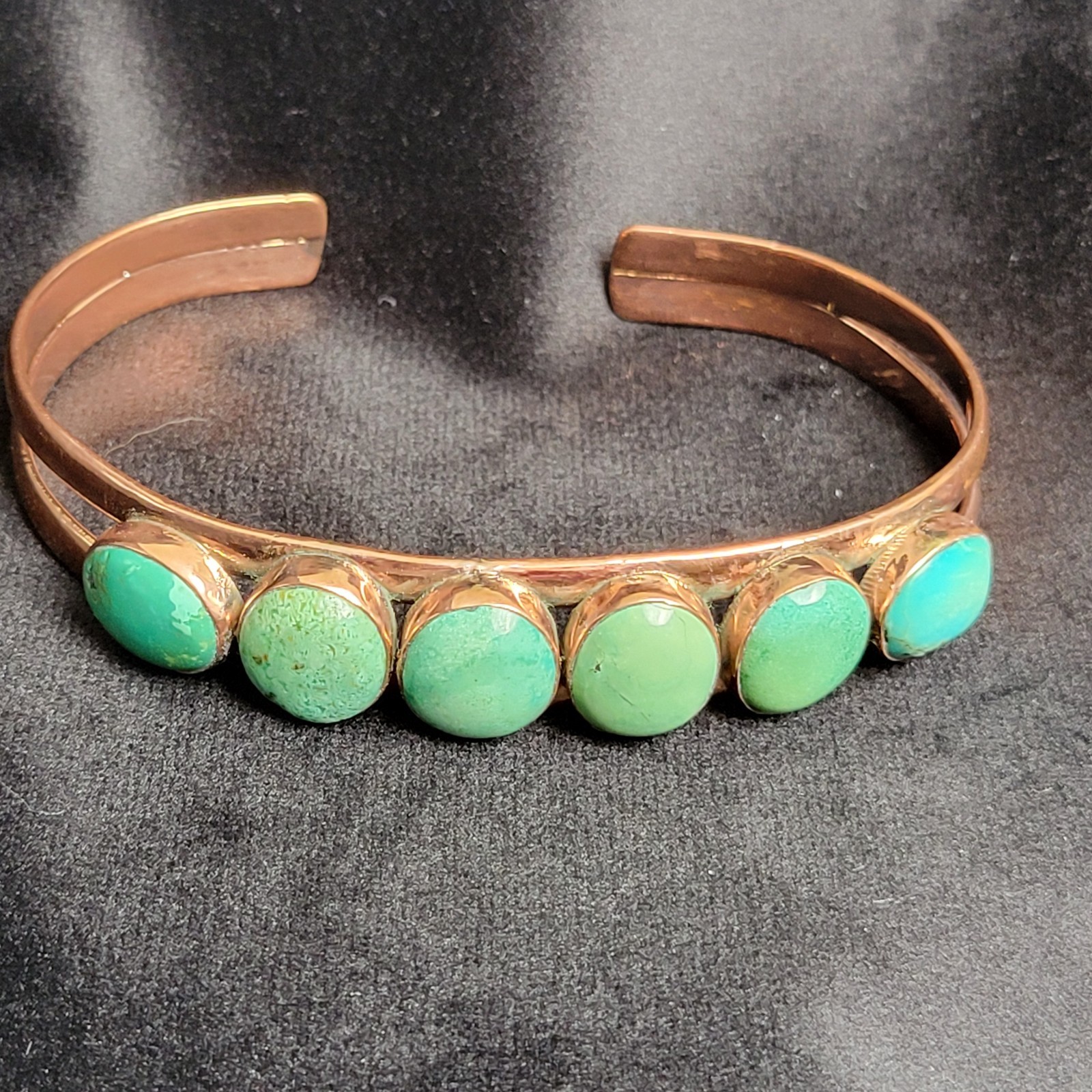 Turquoise Circles Copper Cuff Size 7.5+ Artisan-Made Wow Color! Unique Design