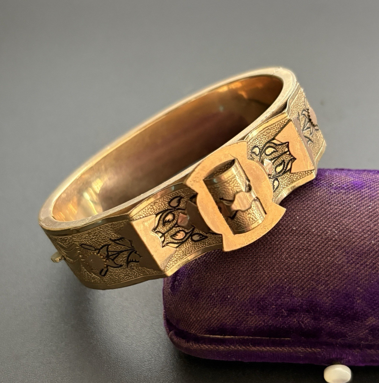 Antique Gold Filled Vic Etruscan Taille D’Epargne Black Enamel Bangle