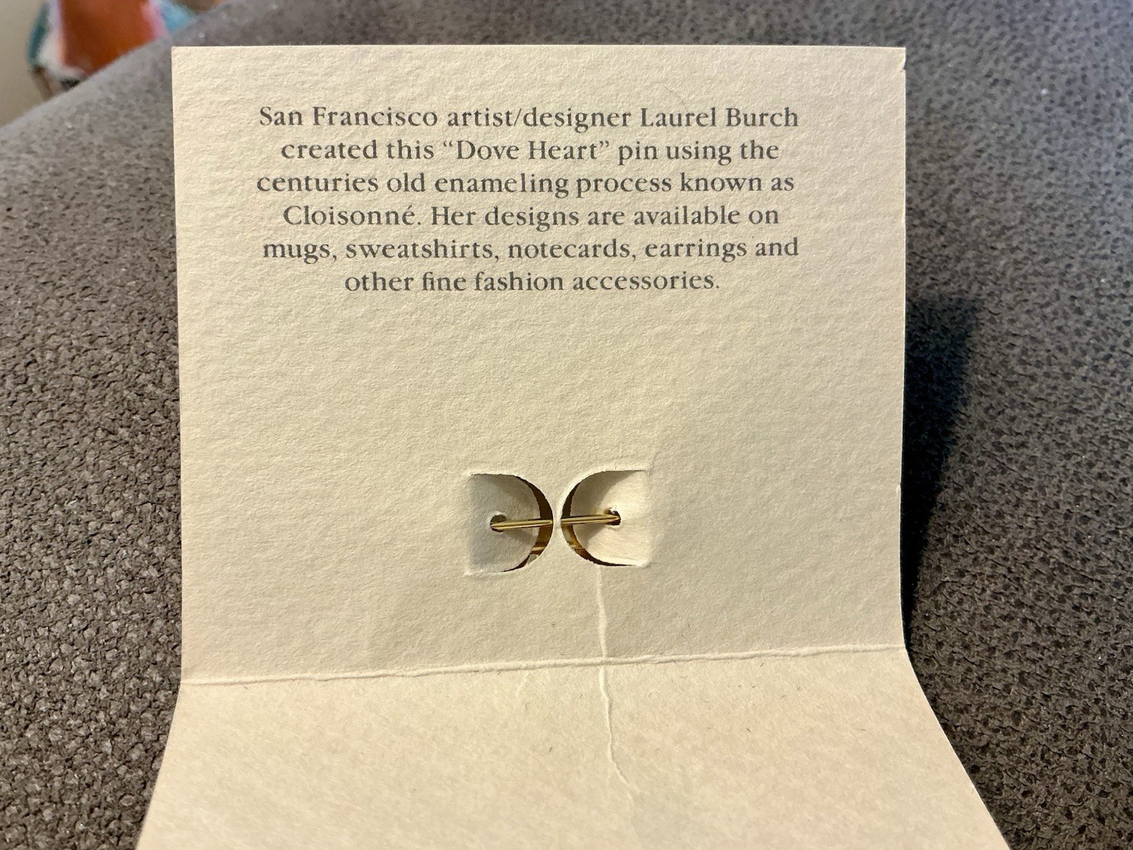 Laurel Burch Dove On Heart Pin, Ceramic & Enamel, NEW, Never Worn, Vintage