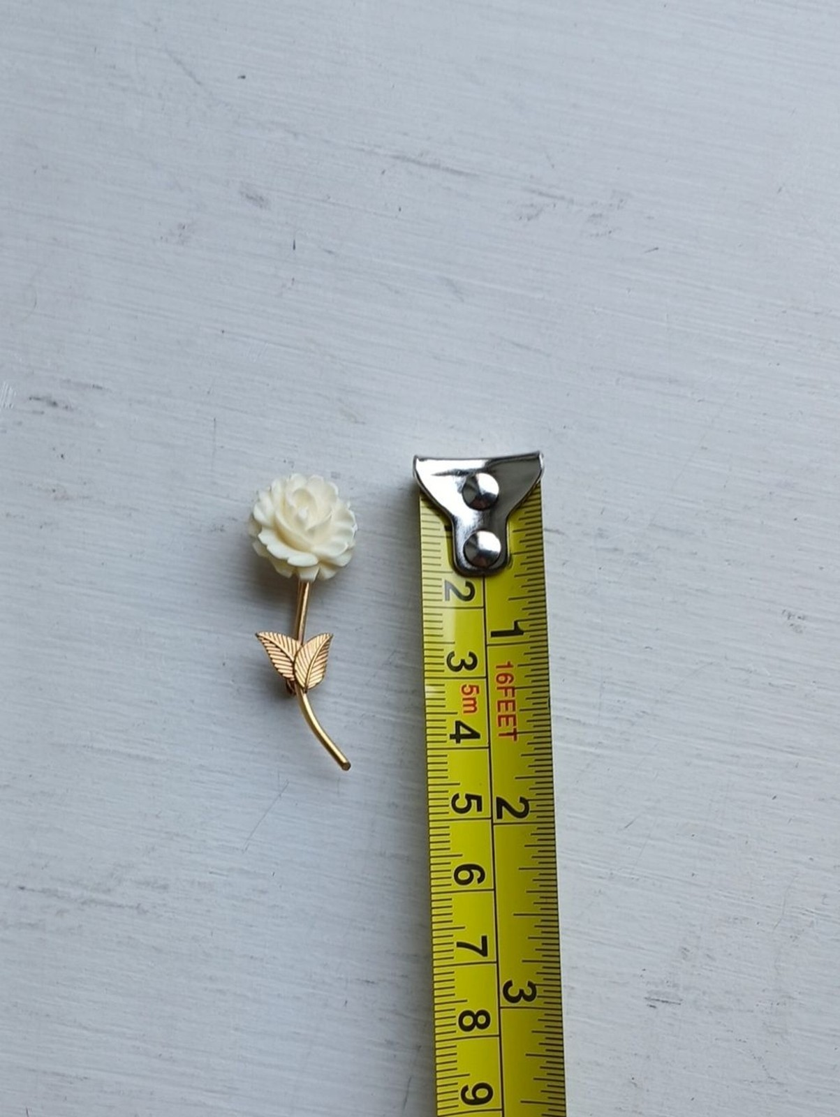 VTG 1940s Carved Celluloid Cream Rose Brooch Pin Gold Filled Stem