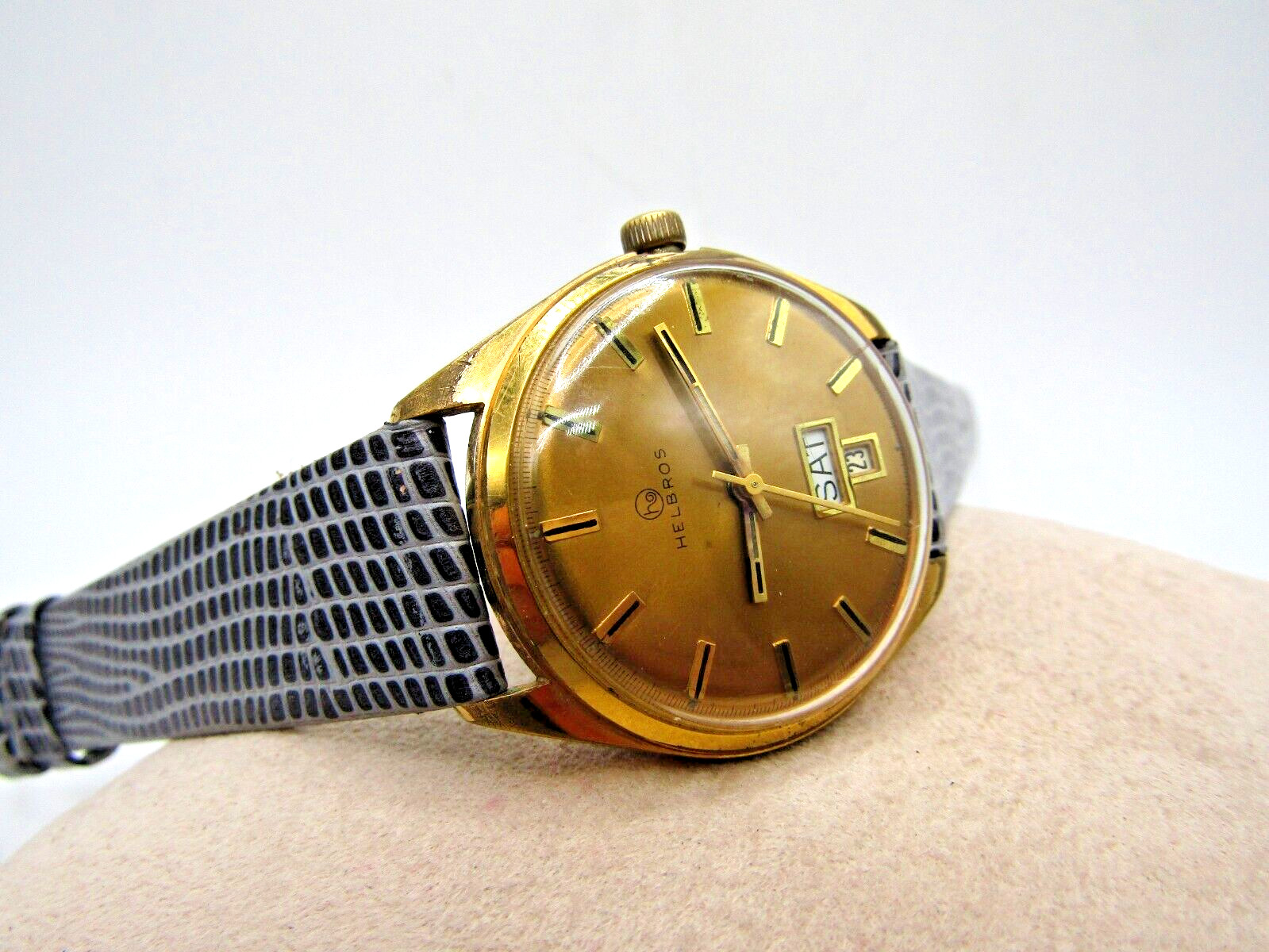Vintage Gents Helbros Cal. R7389s Push Date Adjust 17 Jewels Watch JB Champion