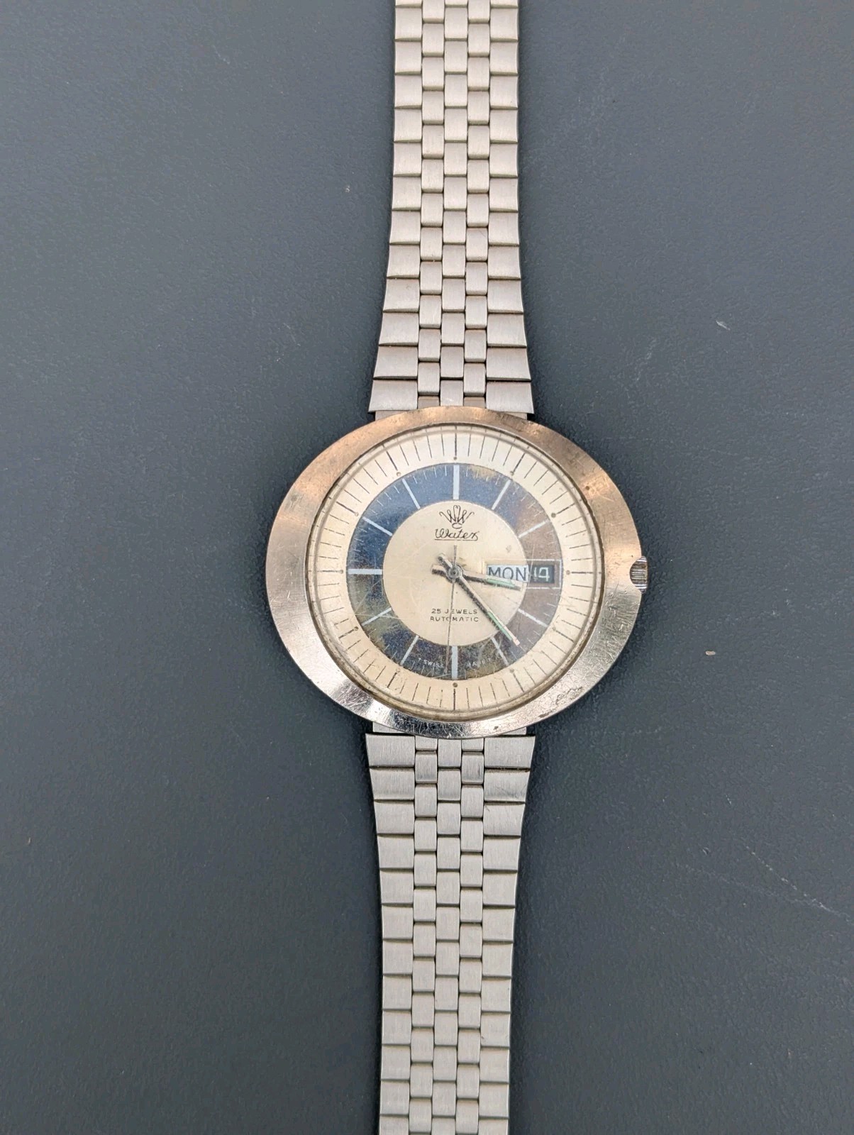 Vintage Water Cosmo Dynamic 25 Heel Automatic Watch (Runs)