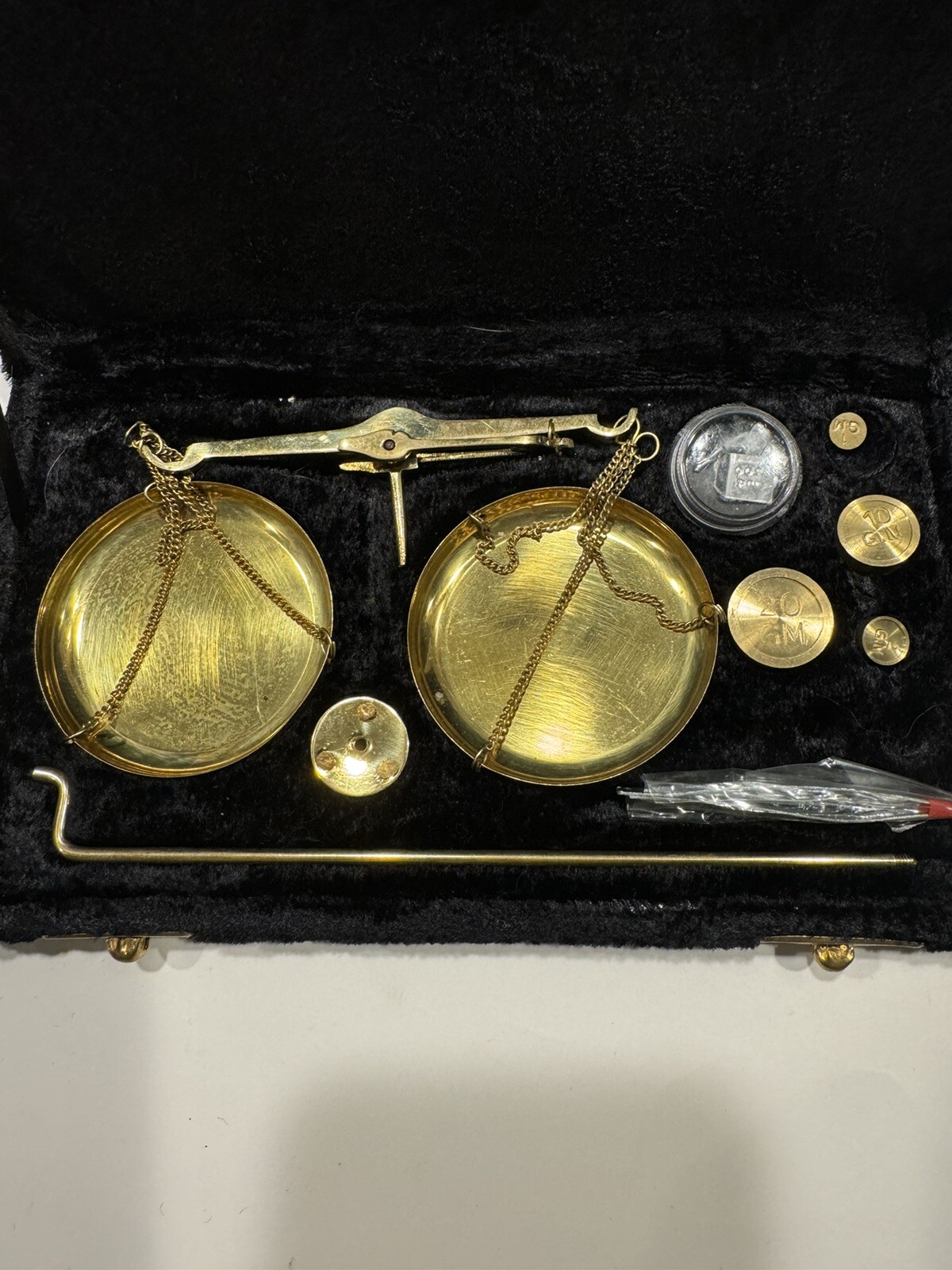 Brass Polished Balance Scale with Velvet Box with Weight Jewelry 100 Gram – #609