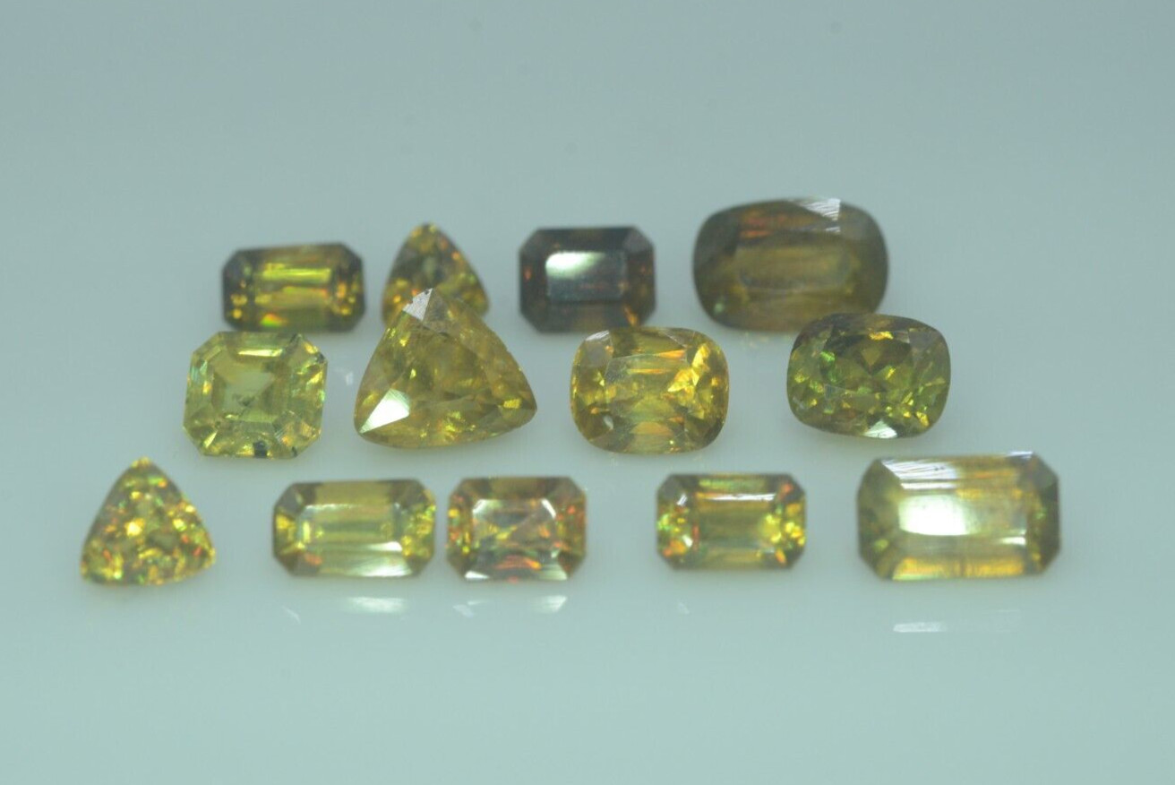 9.10 Ct Natural Sphene Titanite Lot (13 Pcs) – Fiery Brilliance, Collector’s Set