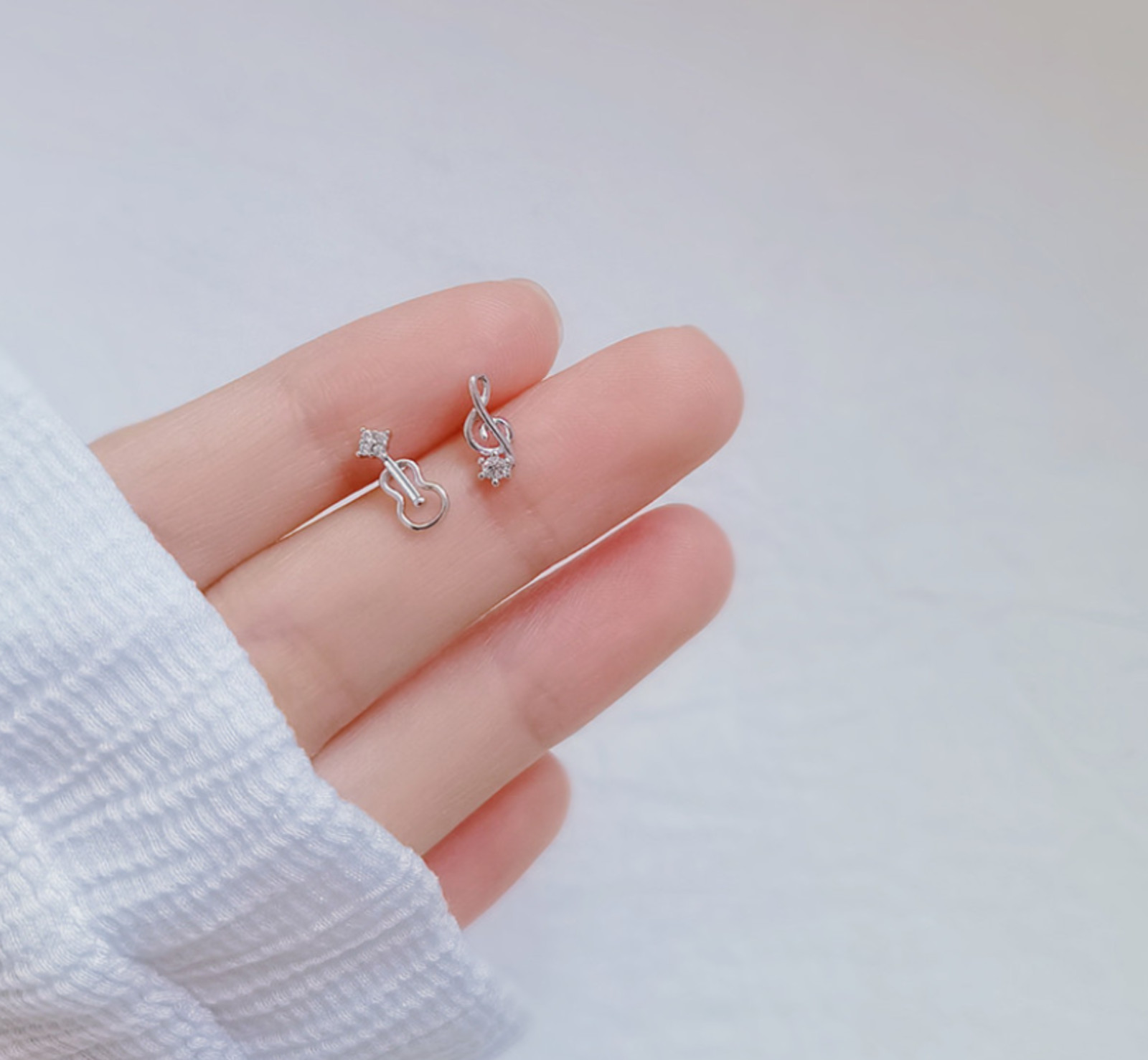 Tiny Silver/Gold/Rose Gold Musical Note Violin Guitar Pave CZ Stud Earrings