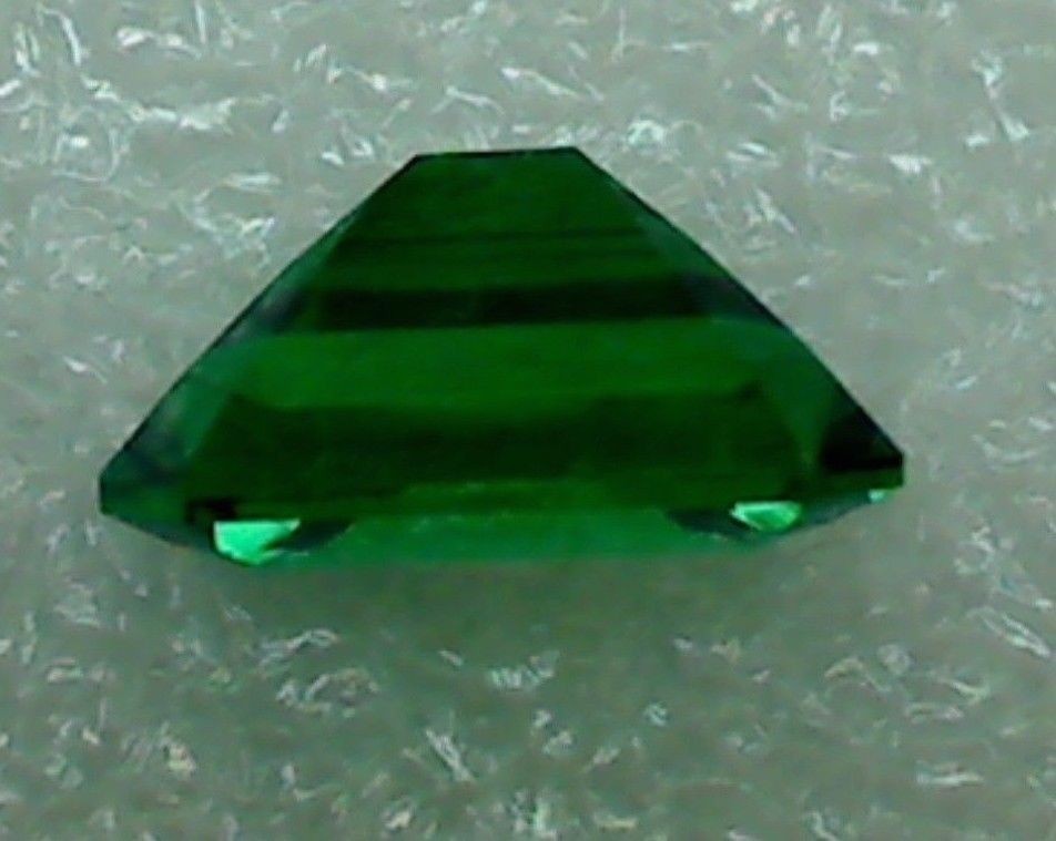 RARE Vibrant Green OCTAGON Cut YAG 11x9mm Loose Stone
