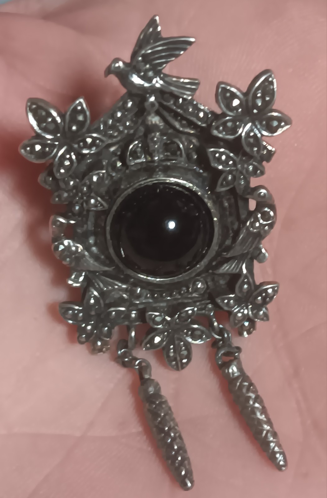Vtg Sterling Silver Cuckoo Clock Brooch Black Onyx & Marcasite Accents 2-3/8″