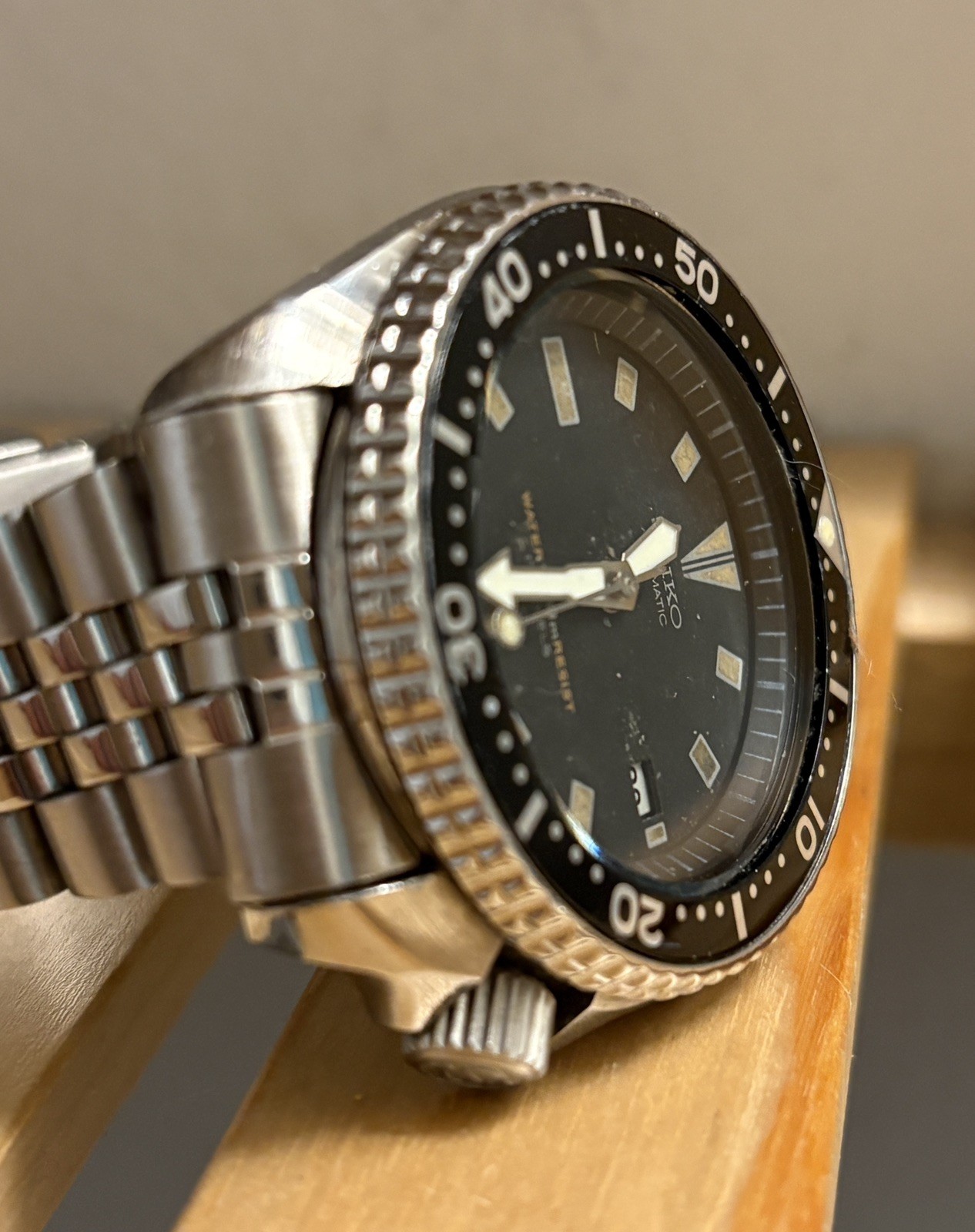 Seiko 7002 7009 Vintage Diver Watch Men 150m Y513 Quartz Conversion 42mm 1998
