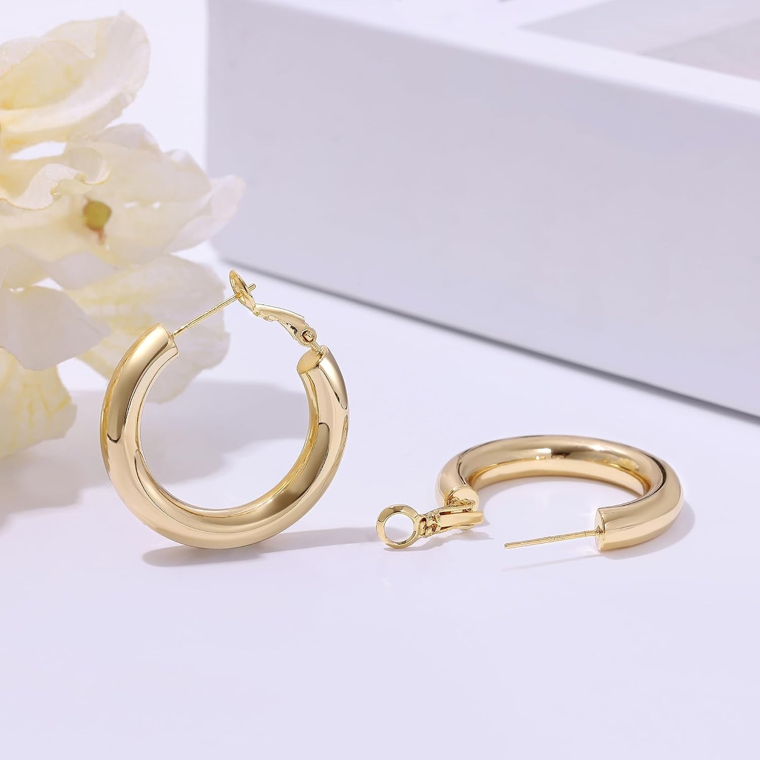 Womens 30mm Chunky Gold Hoop Earrings – Perfect for Every Occasion, Gift Boxed