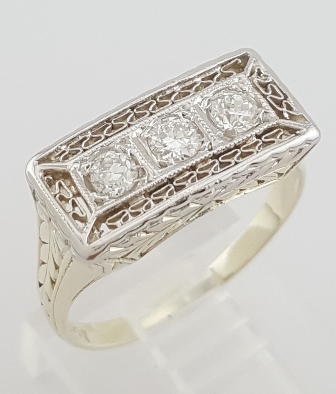 Antique Art Deco Old European Diamond Ring 0.3 ct 2-Tone Gold