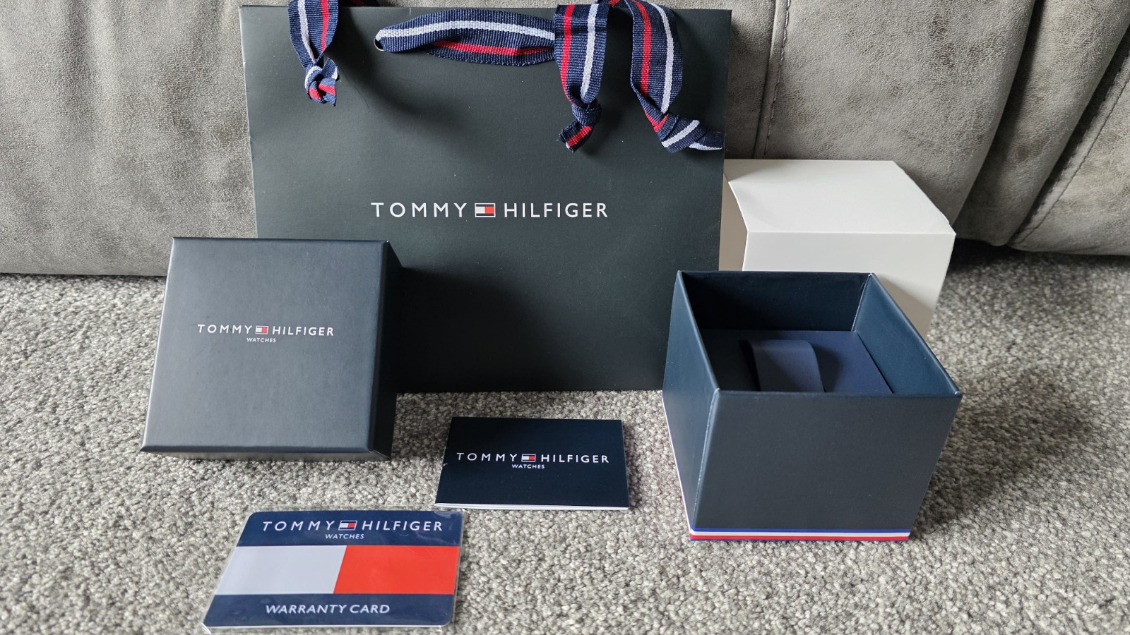 Tommy Hilfiger 1791788 Mens watch Iconic Chronograph