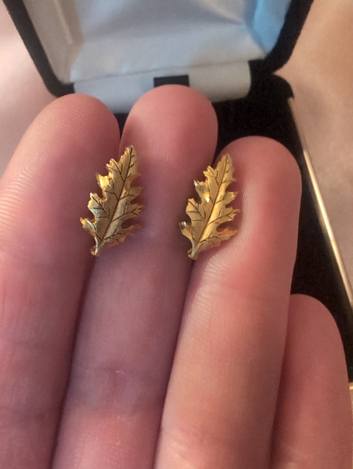 Vintage 1/20 12K Gold Filled Leaf Screw Back Earrings, Leaves Autumn
