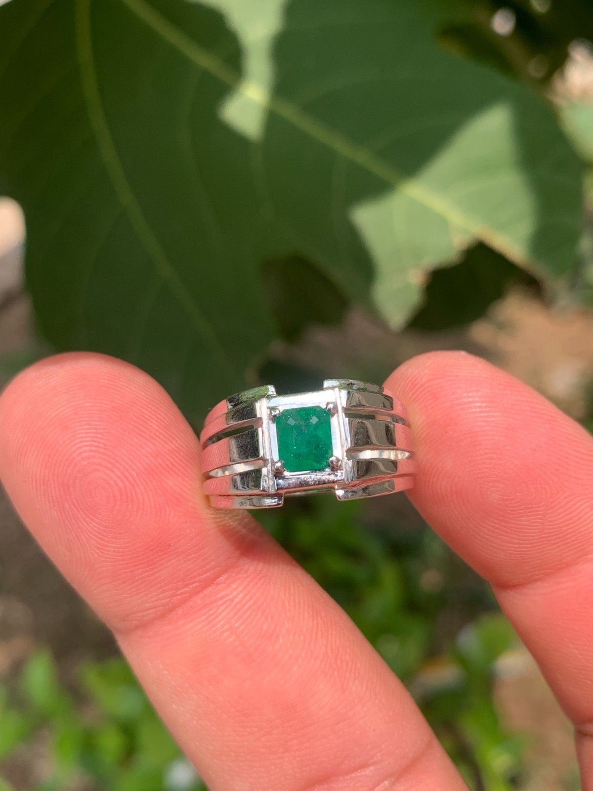 Natural 1 Carat Vivid Green Swat Emerald Handmade 925 Sterling Silver Ring Rhodi
