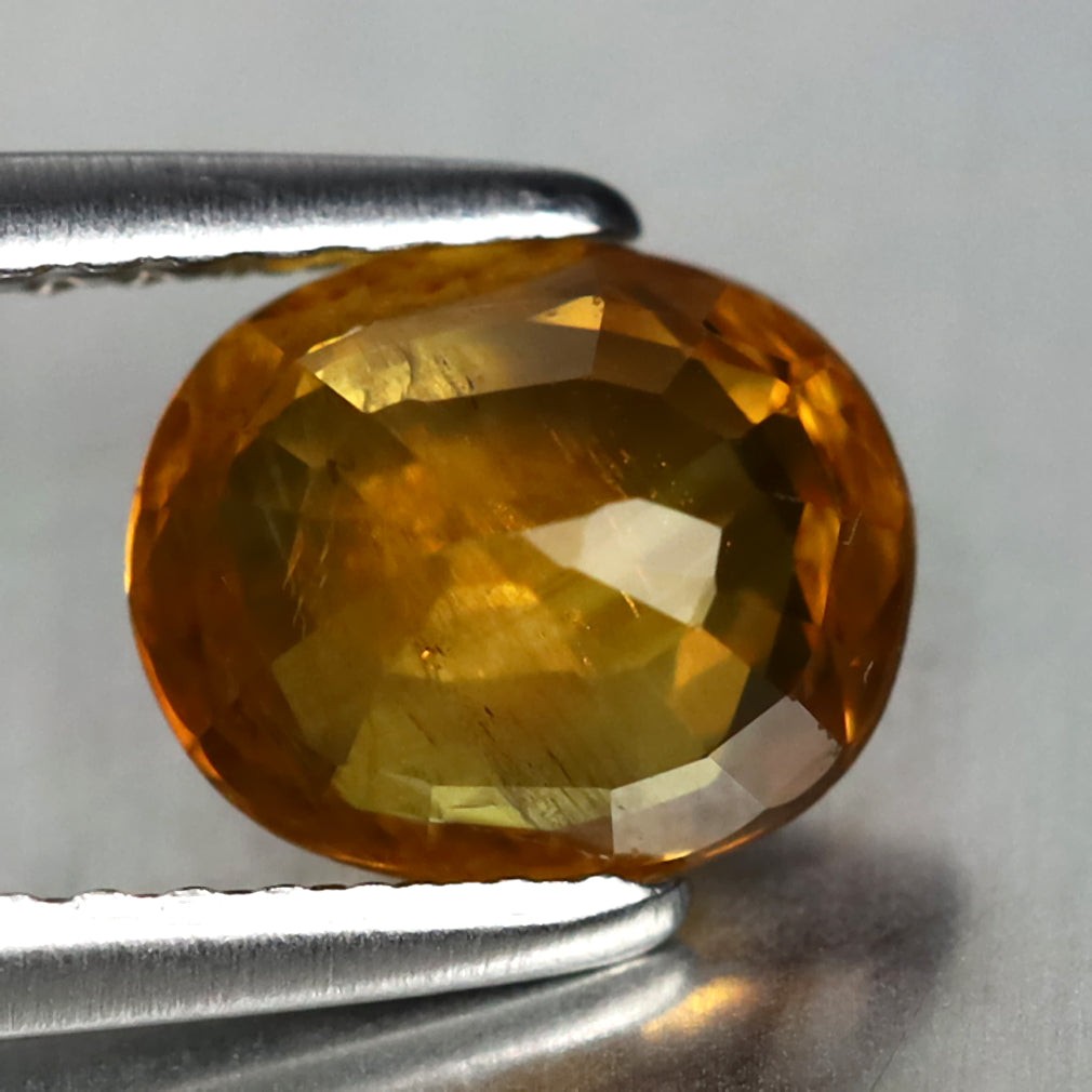 1.51 ct Oval (7.36 x 6.11 mm) Heated Natural Sri Lanka Yellow Sapphire Gemstone