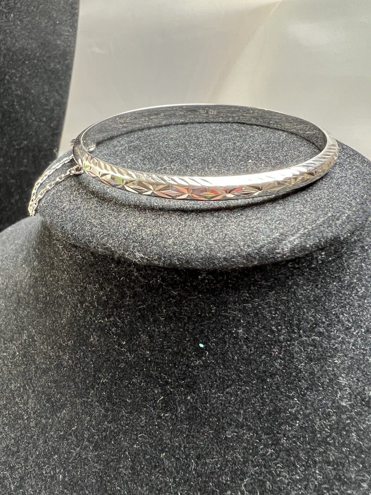 Vintage Etched Sterling Silver 925 Hinged Bangle Bracelet With Safety Chain