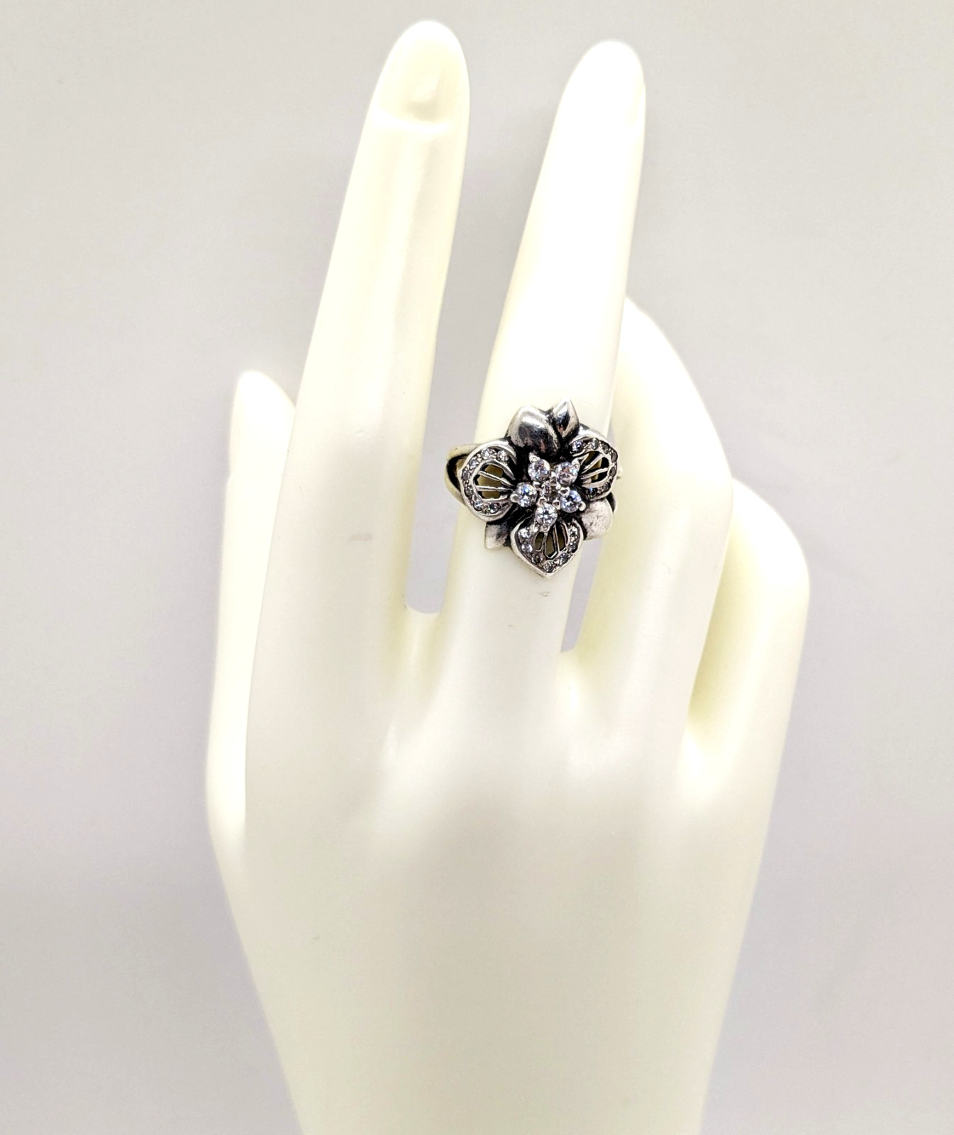 Vintage Luxury RING Silver 925 FLOWER with Bright Stones-size: 8US (17.7mm)| #14