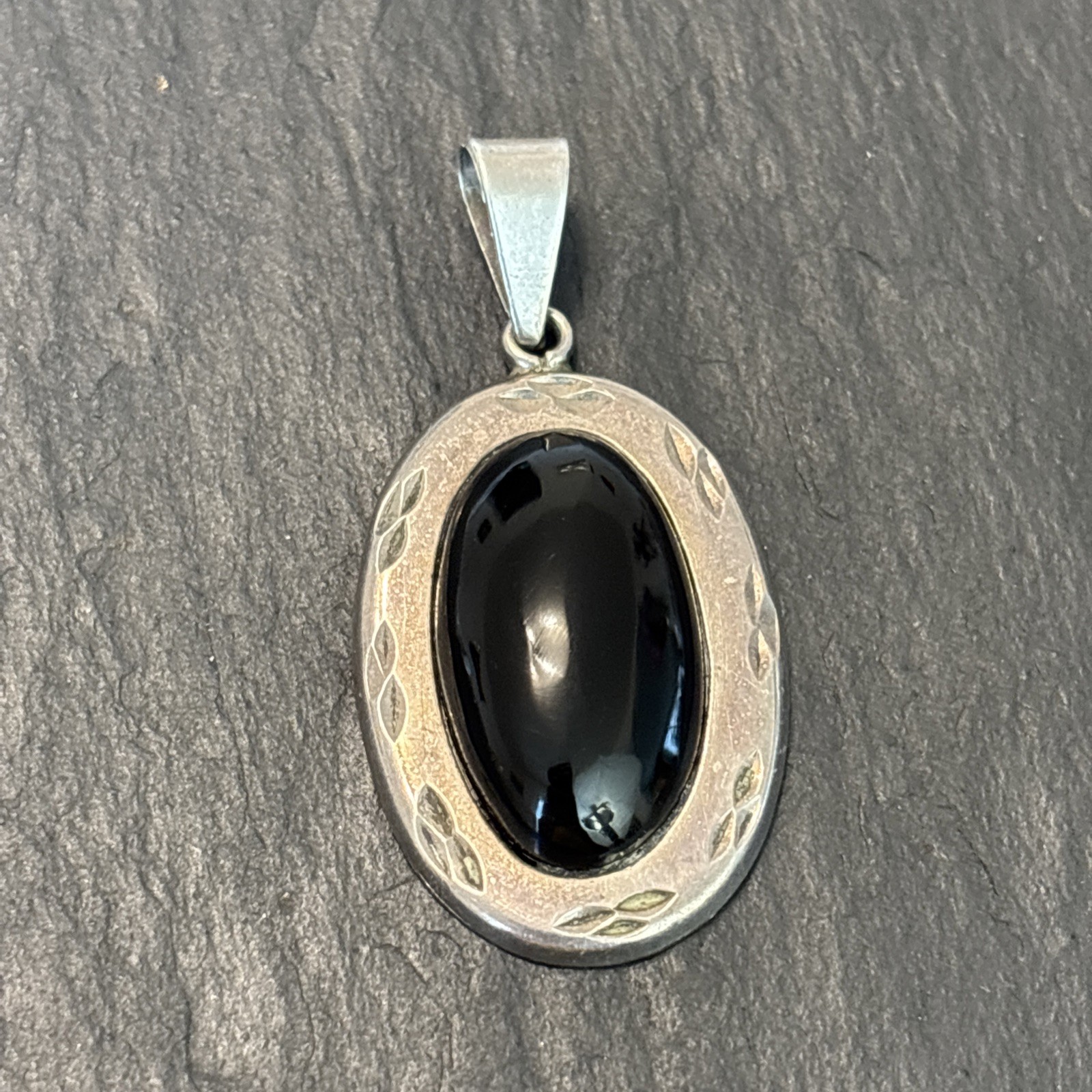 JLR Guadalajara 925 Sterling Silver Art Glass Gem Pendant Statement Vintage 1