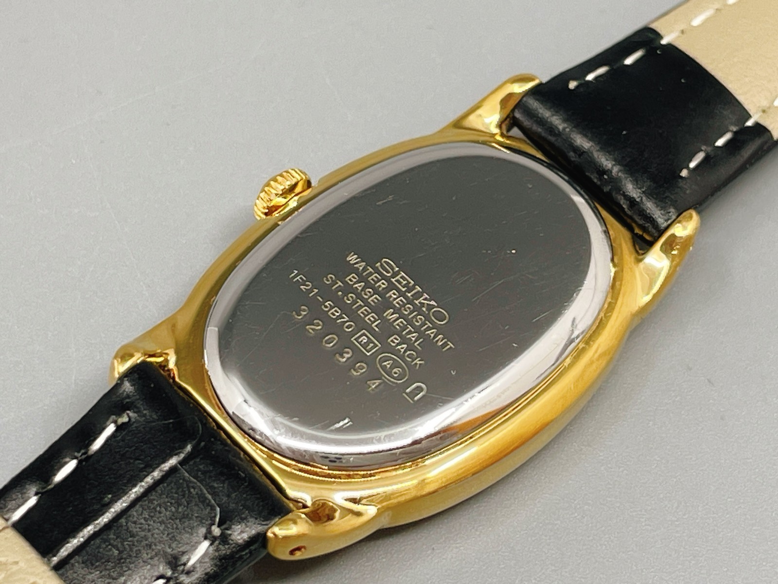 Seiko Noie 1F21-5B70 White Dial 21mm Oval Qz Women’s Watch Vtg1993 -US Stock