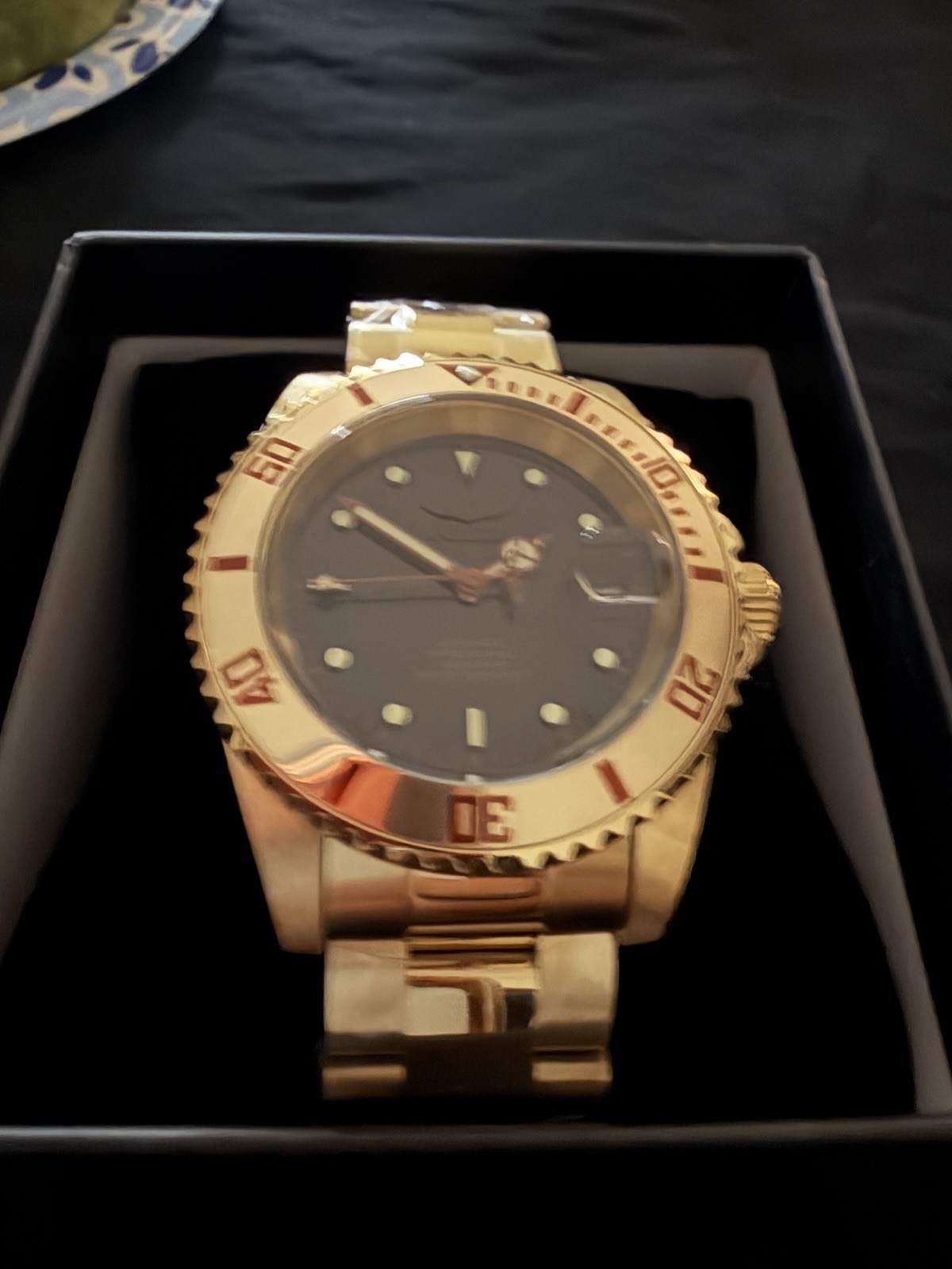 Invicta Pro Diver Men’s Automatic 40mm Black Dial Gold Tone 200m Date Watch