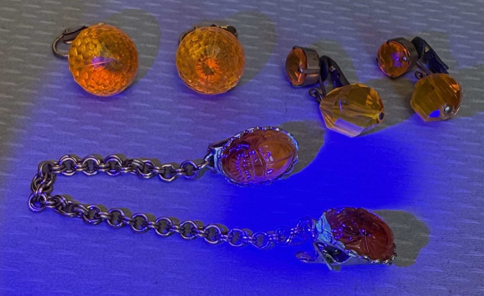 60s Mod Vintage UV GLOWS Neon Orange Clear Lucite Costume Jewelry Lot Clips 3P