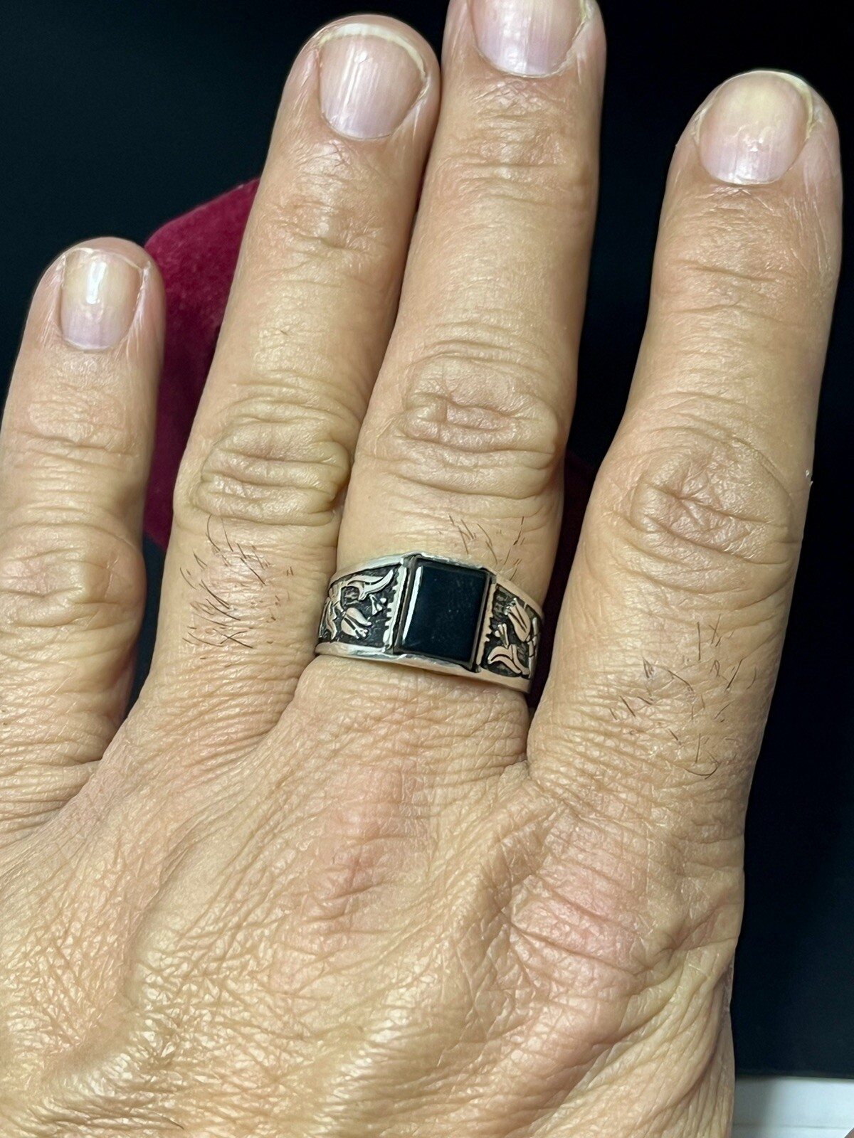 Handcrafted vintage Sterling Silver design floral onyx ring size 11.25