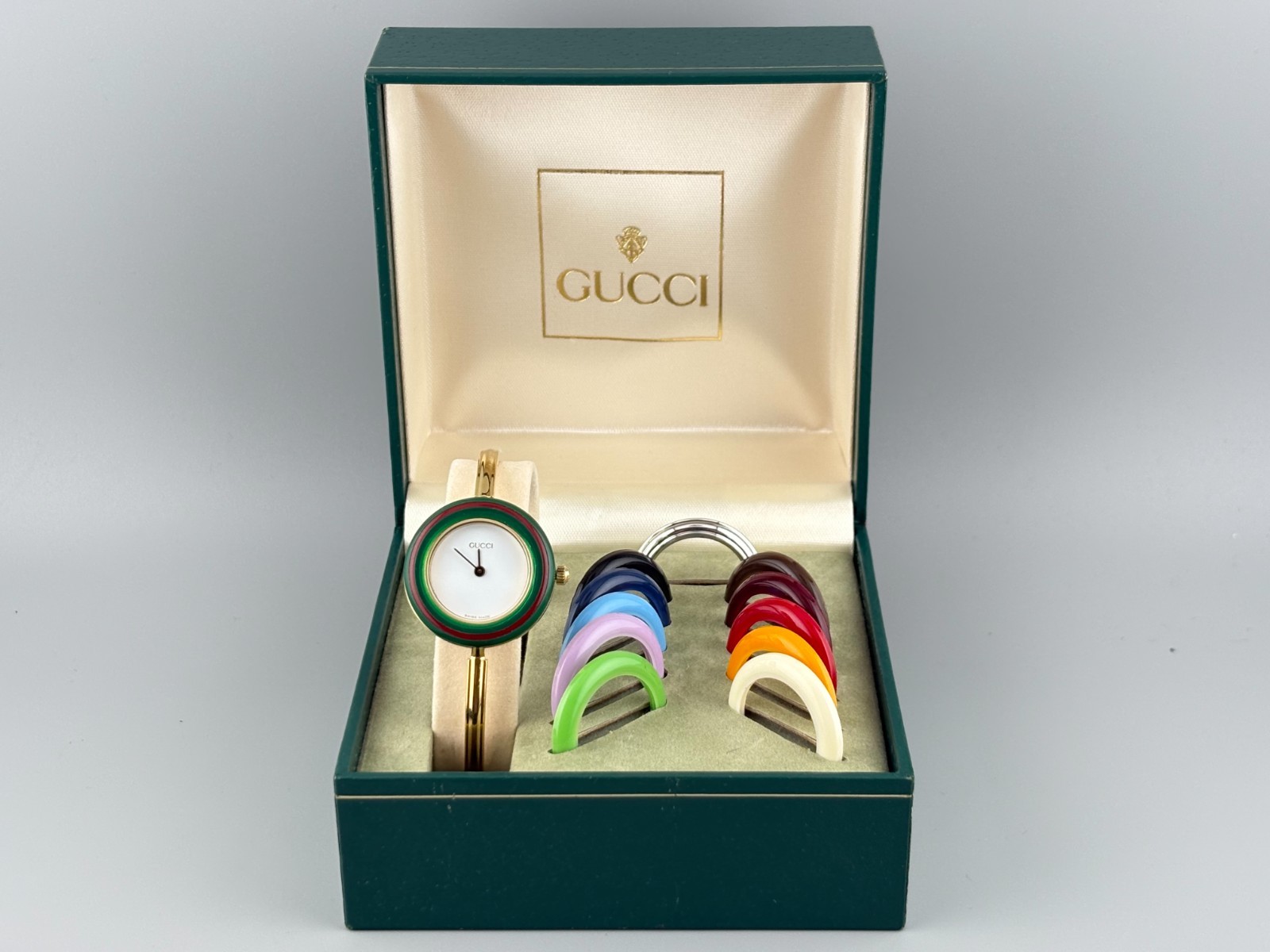 [Near Mint W/Box] Gucci Change Bezel 11/12 Women Watch Gold 12 Colors Auth
